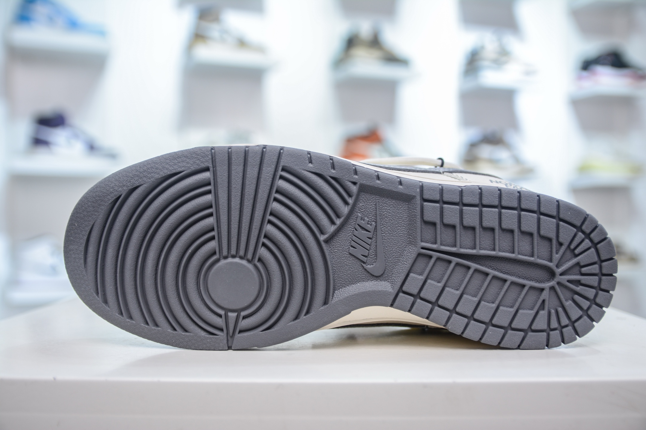 300 Nike SB Dunk Low x The North Face x CDG 北面CDG联名-米白灰勾绑带 YX5066-285