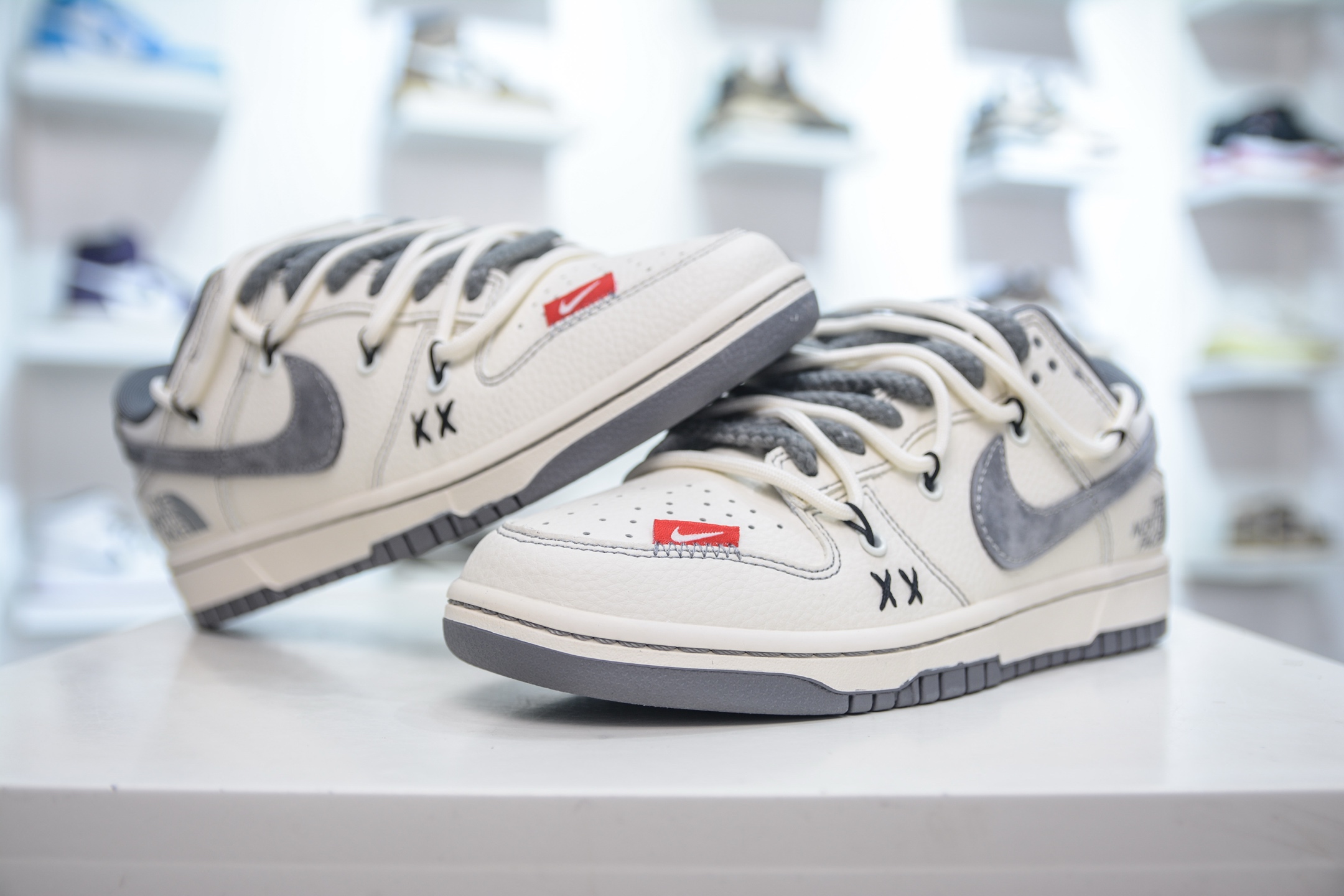300 Nike SB Dunk Low x The North Face x CDG 北面CDG联名-米白灰勾绑带 YX5066-285