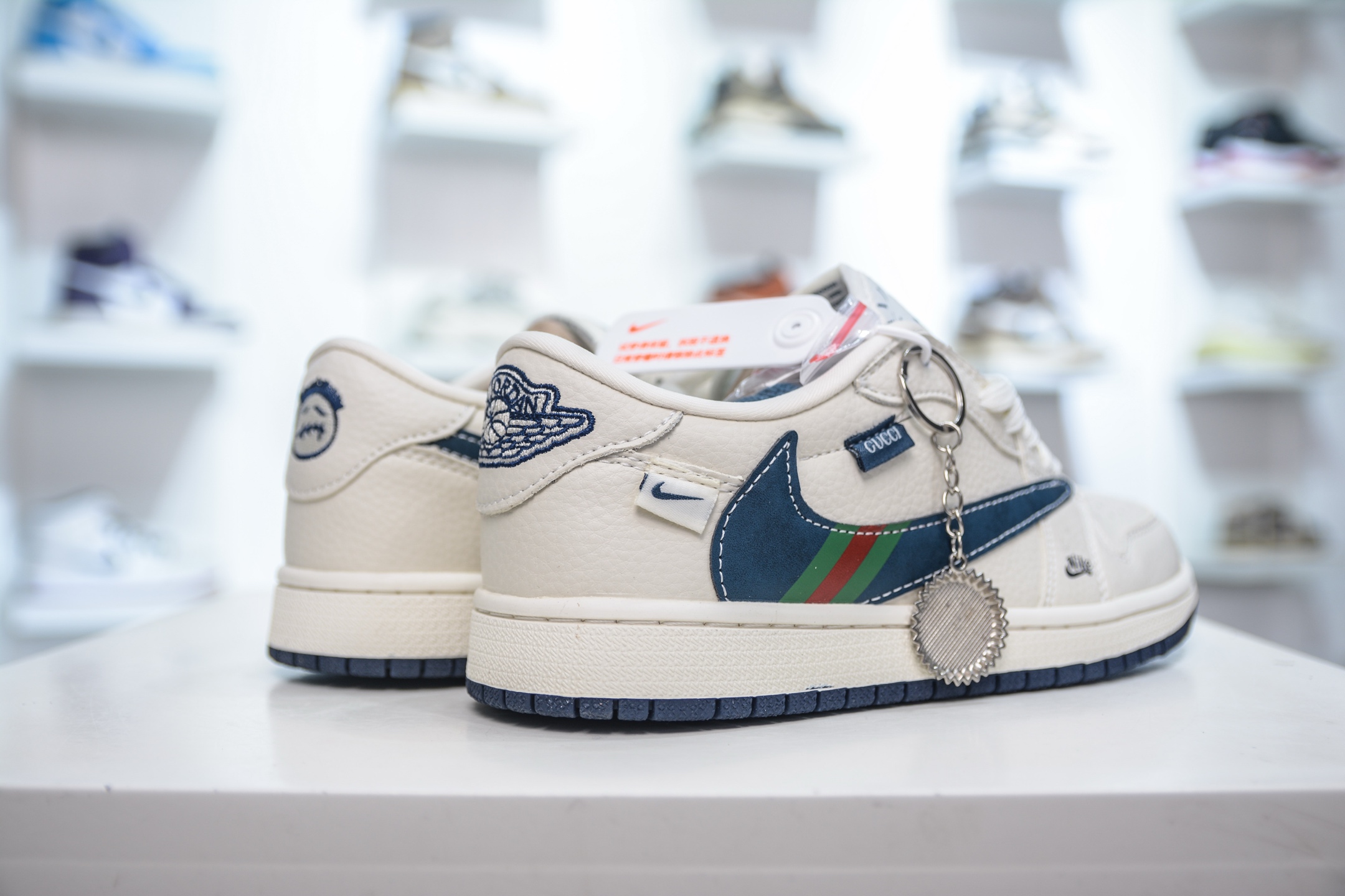 270 TS x Air Jordan x GUCCI AJ1 Low 倒钩低帮联名古驰-绿红条纹勾 XS2024-027