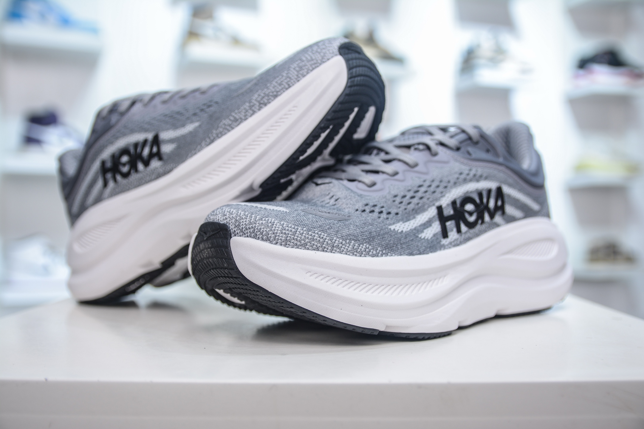 200 CS版 HOKA ONE ONE Bondi 9 WIDE 邦迪九代舒适防滑耐磨低帮休闲跑步鞋 1162011/WNCL