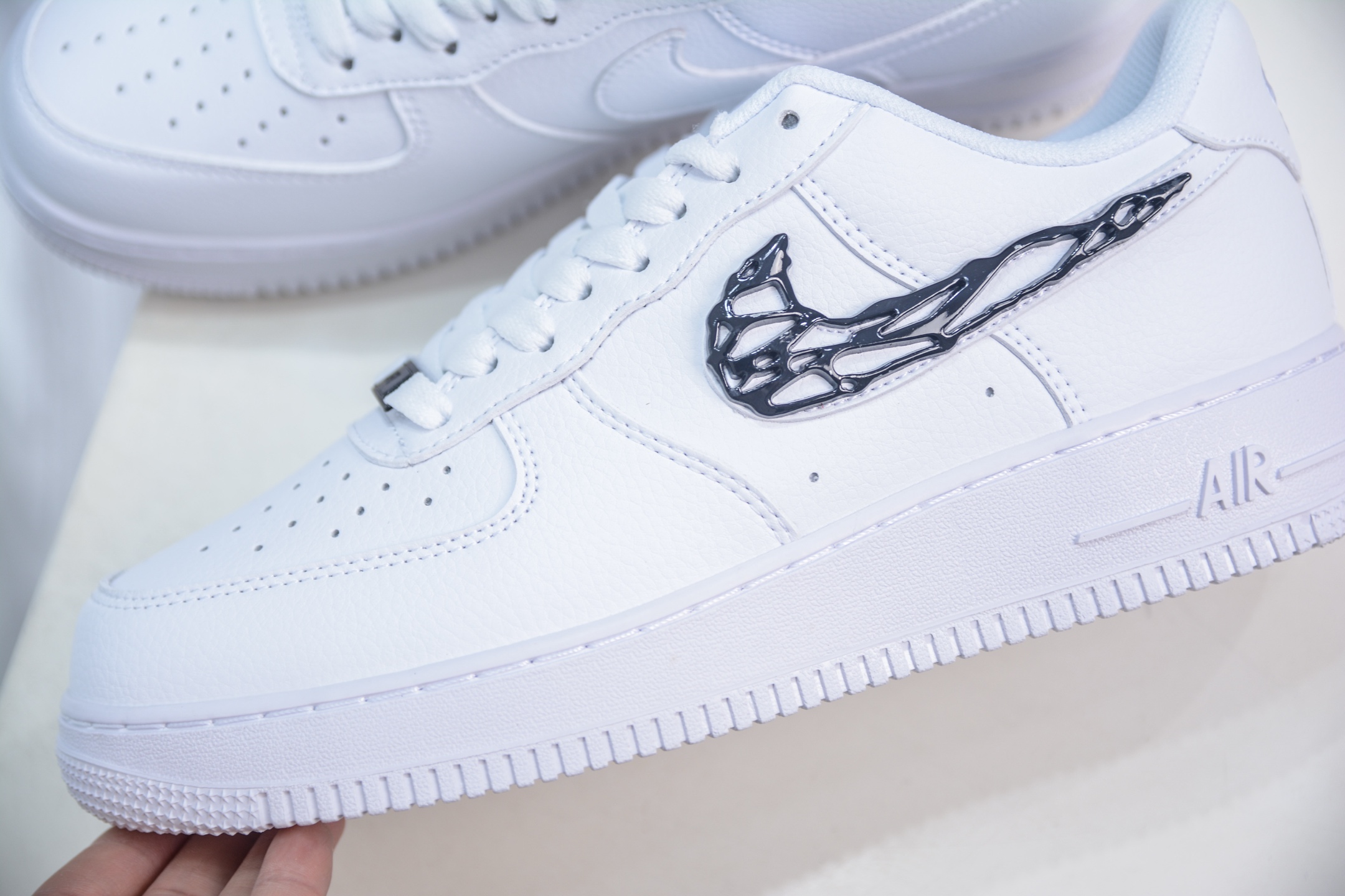 180 PB版 NK Air Force 1 Low '07 空军一号低帮经典板鞋 毒液液态金属白黑 IF1686-101