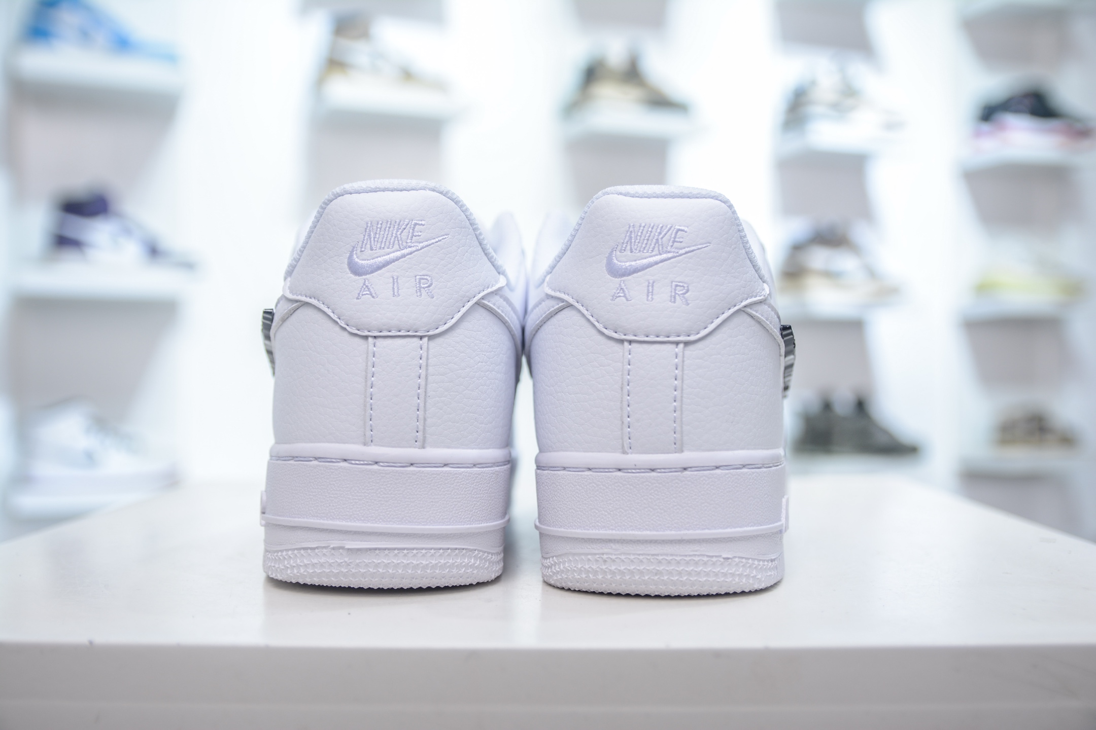180 PB版 NK Air Force 1 Low '07 空军一号低帮经典板鞋 毒液液态金属白黑 IF1686-101