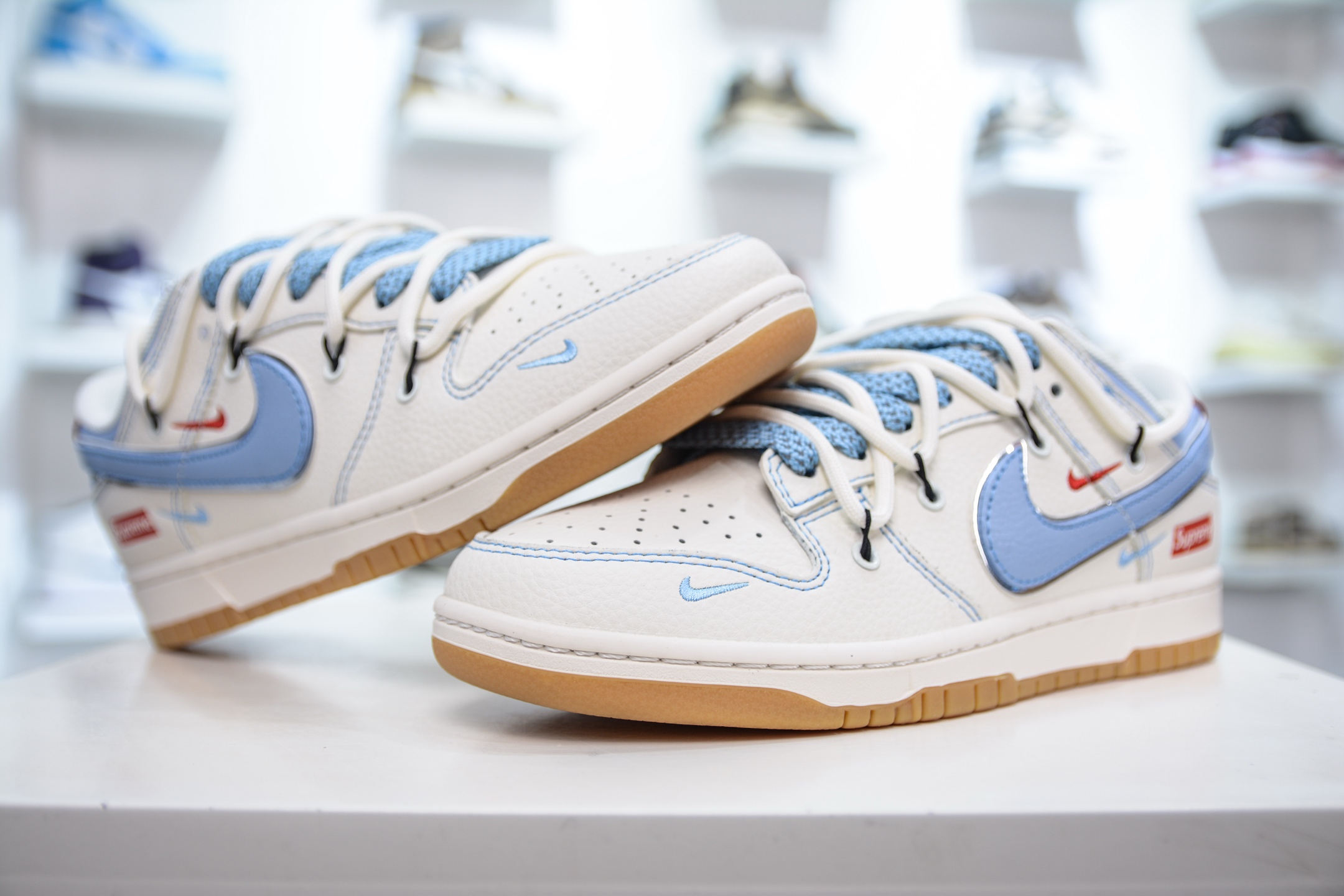 Nike SB Dunk Low x Supreme SUP联名-米白蓝勾绑带 FC1688-216