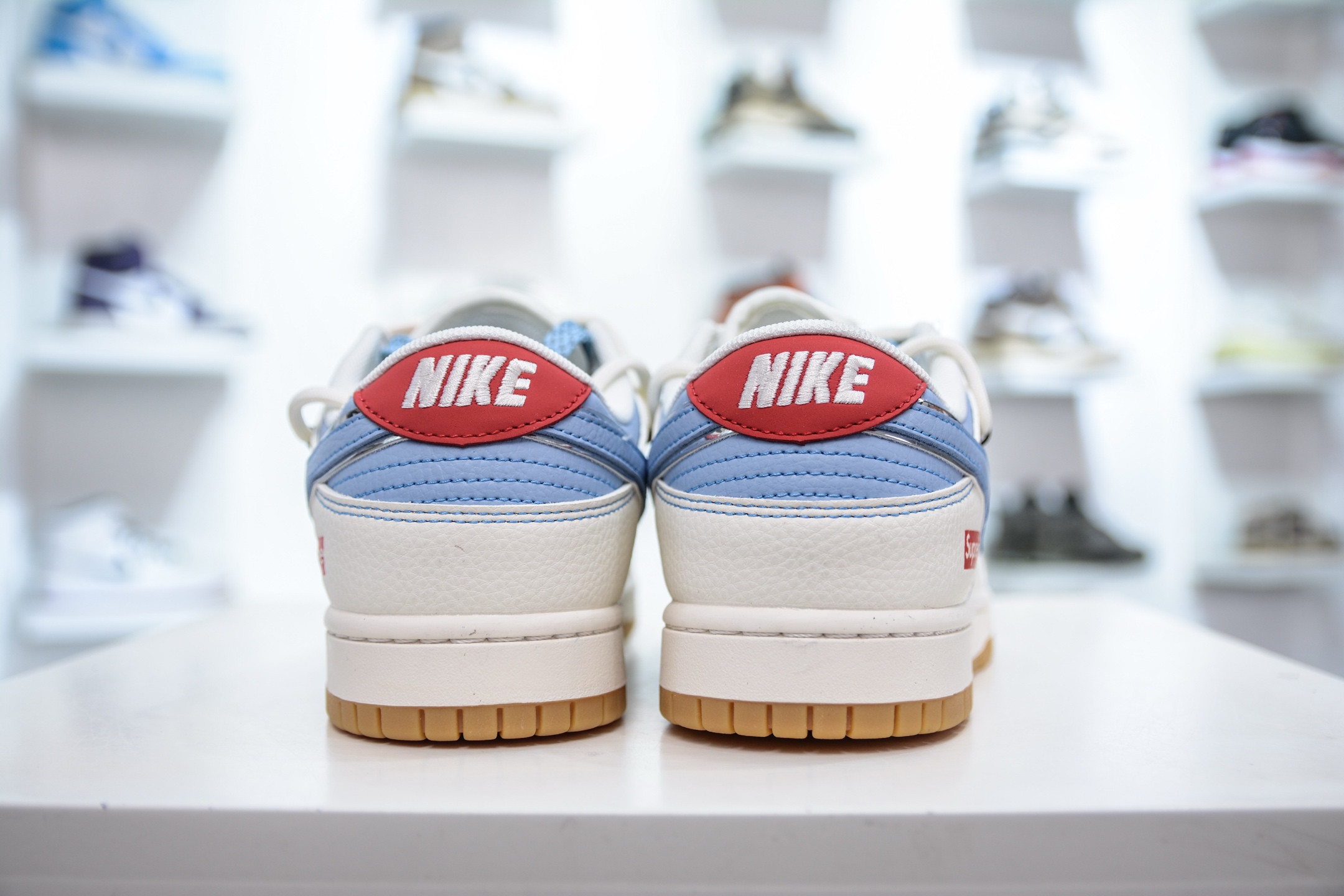 Nike SB Dunk Low x Supreme SUP联名-米白蓝勾绑带 FC1688-216