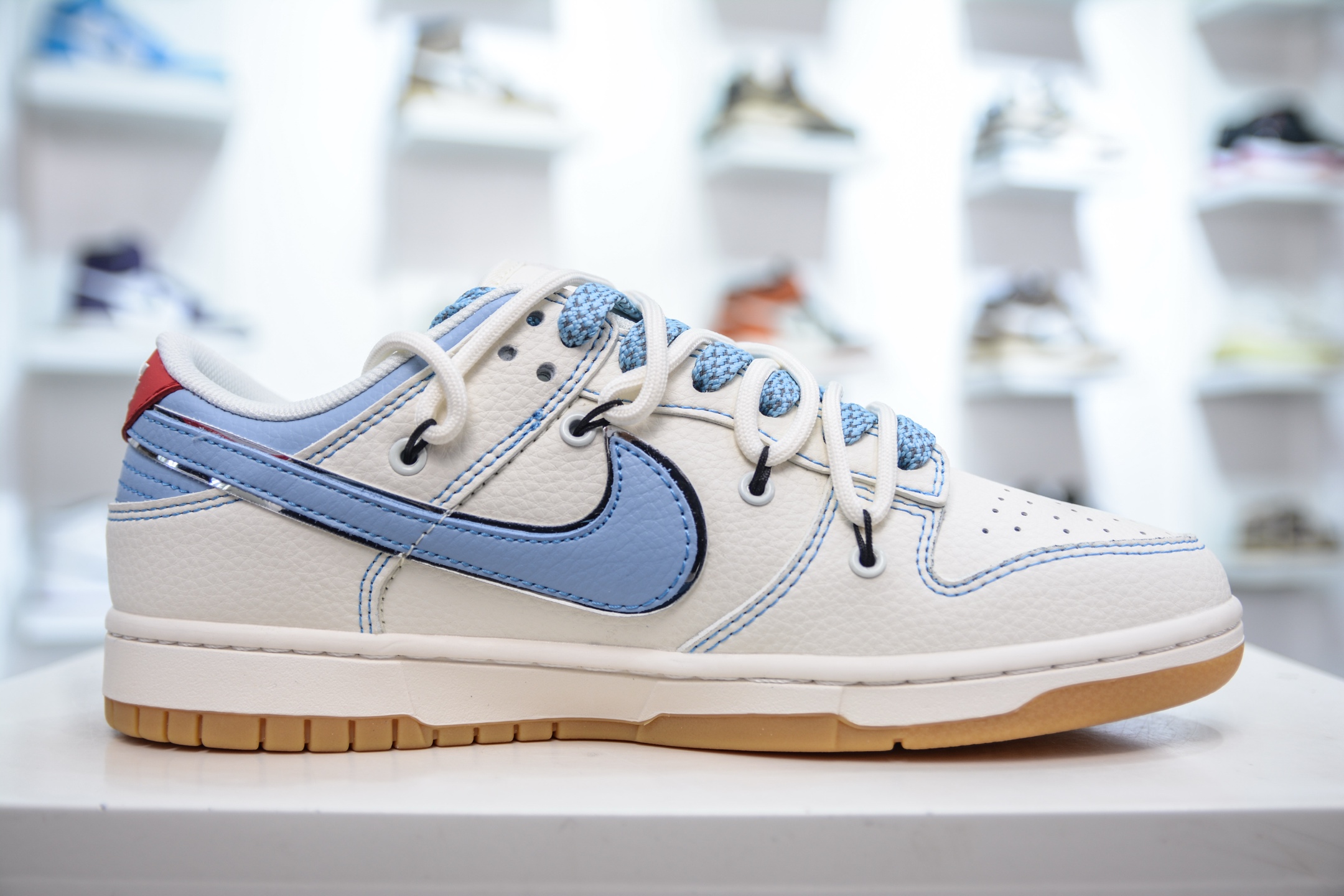 Nike SB Dunk Low x Supreme SUP联名-米白蓝勾绑带 FC1688-216