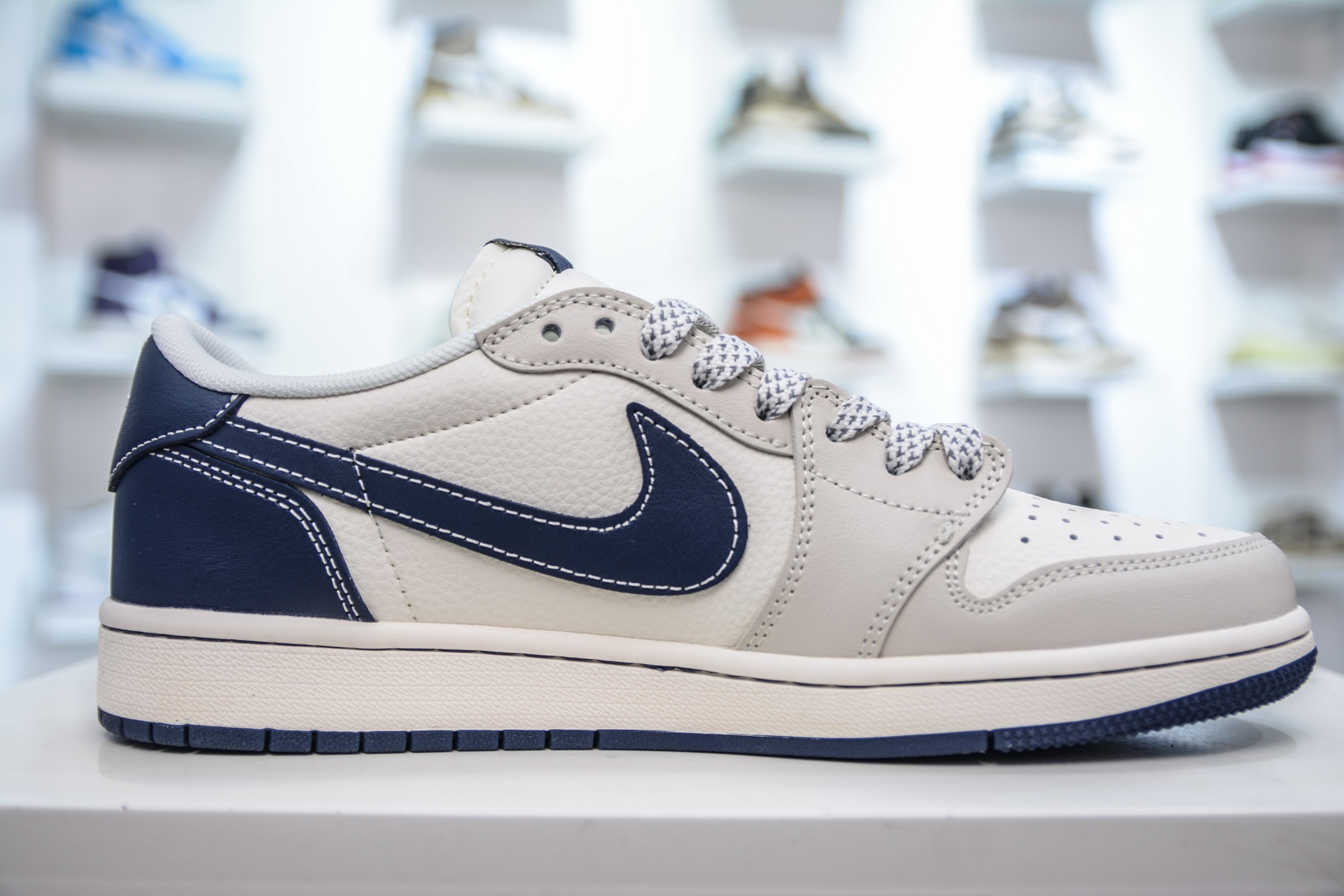 270 TS x Air Jordan x Stussy AJ1 Low 倒钩低帮联名斯图西-米蓝花勾 JJ2508-551