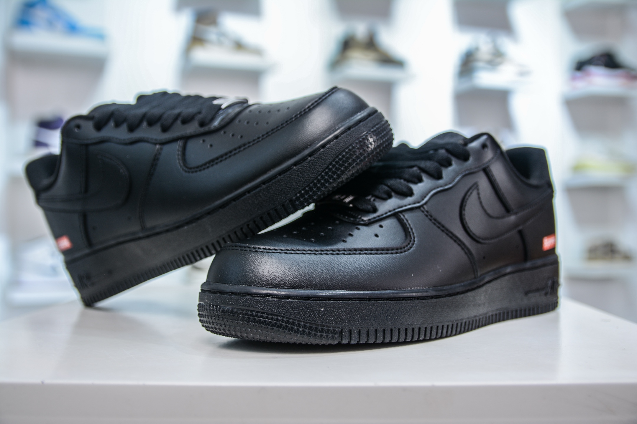 180 价格下调 多版本供应 PB版 Supreme X NK AIR Force 1 Low 空军一号联名 黑红 CU9225-001-Chinese UA Cheap High Quatity Brand Clothes Bags handbags Sneakers wholesale wholesaler seller from China Factory suppliers Fashion Clothing Shoes best Quality Beautiful Price 180 价格下调 多版本供应 PB版 Supreme X NK AIR Force 1 Low 空军一号联名 黑红 CU9225-001