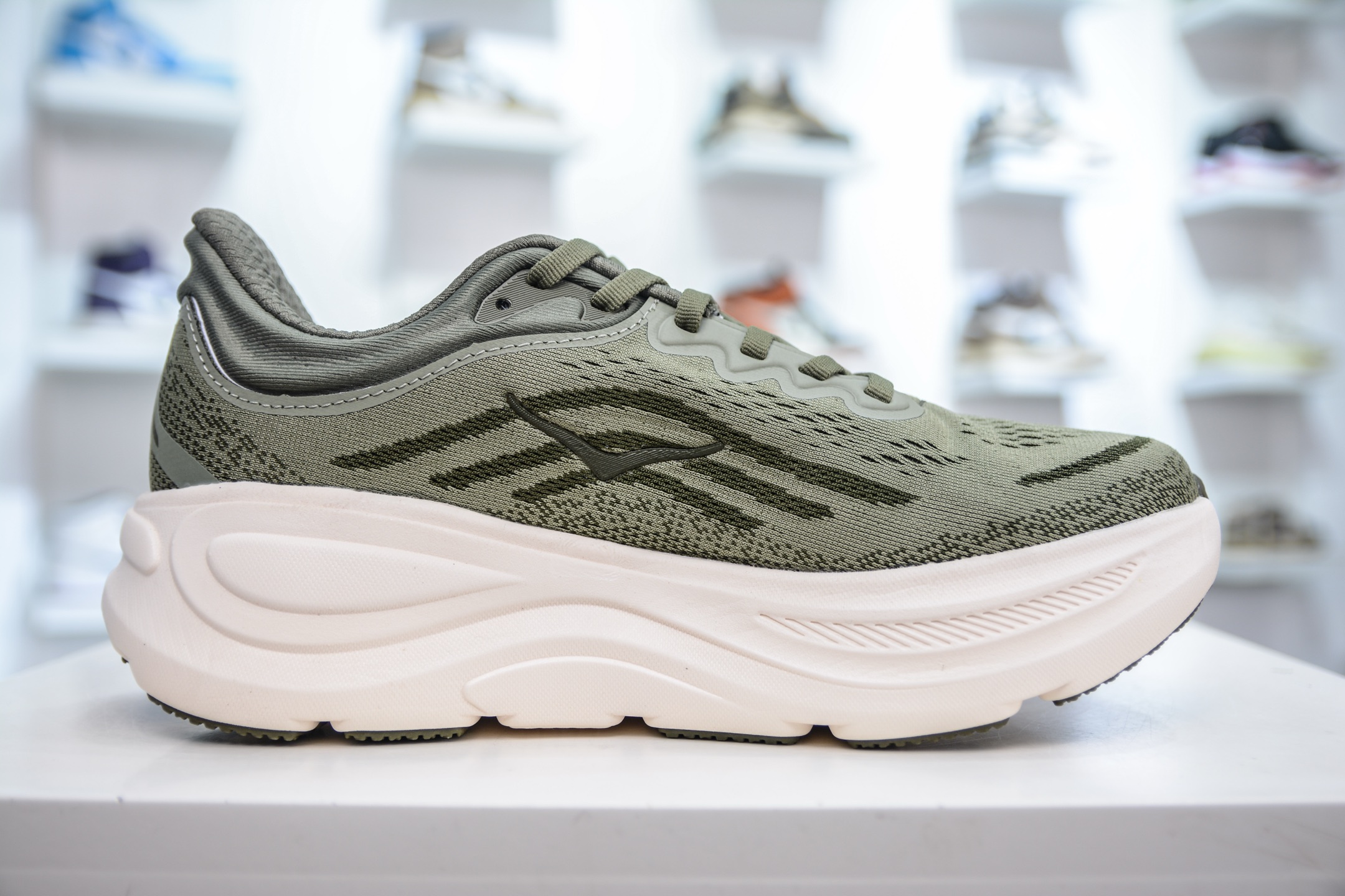 200 CS版 HOKA ONE ONE Bondi 9 WIDE 邦迪九代舒适防滑耐磨低帮休闲跑步鞋 1162011/SSSC