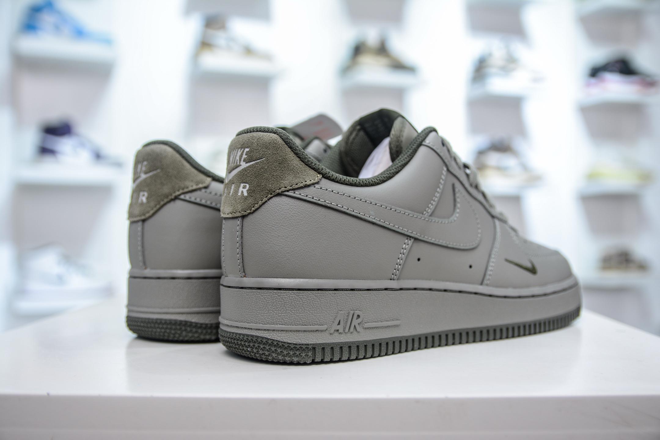 200 HY版纯原 Air Force 1 '07 Low 棕绿 HM9483-300