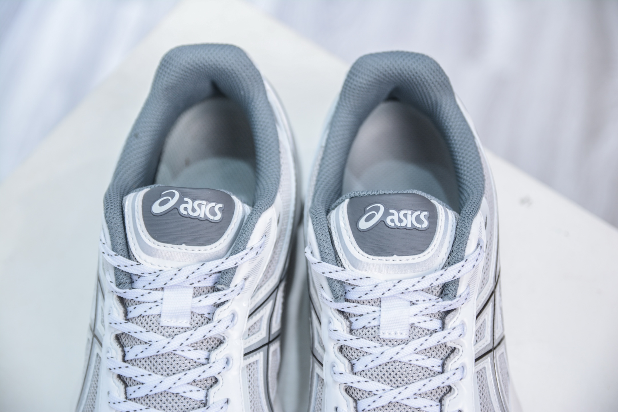 Asics Gel-Kinetic Fluent 亚瑟士运动休闲透气专业跑鞋 1203A591-101