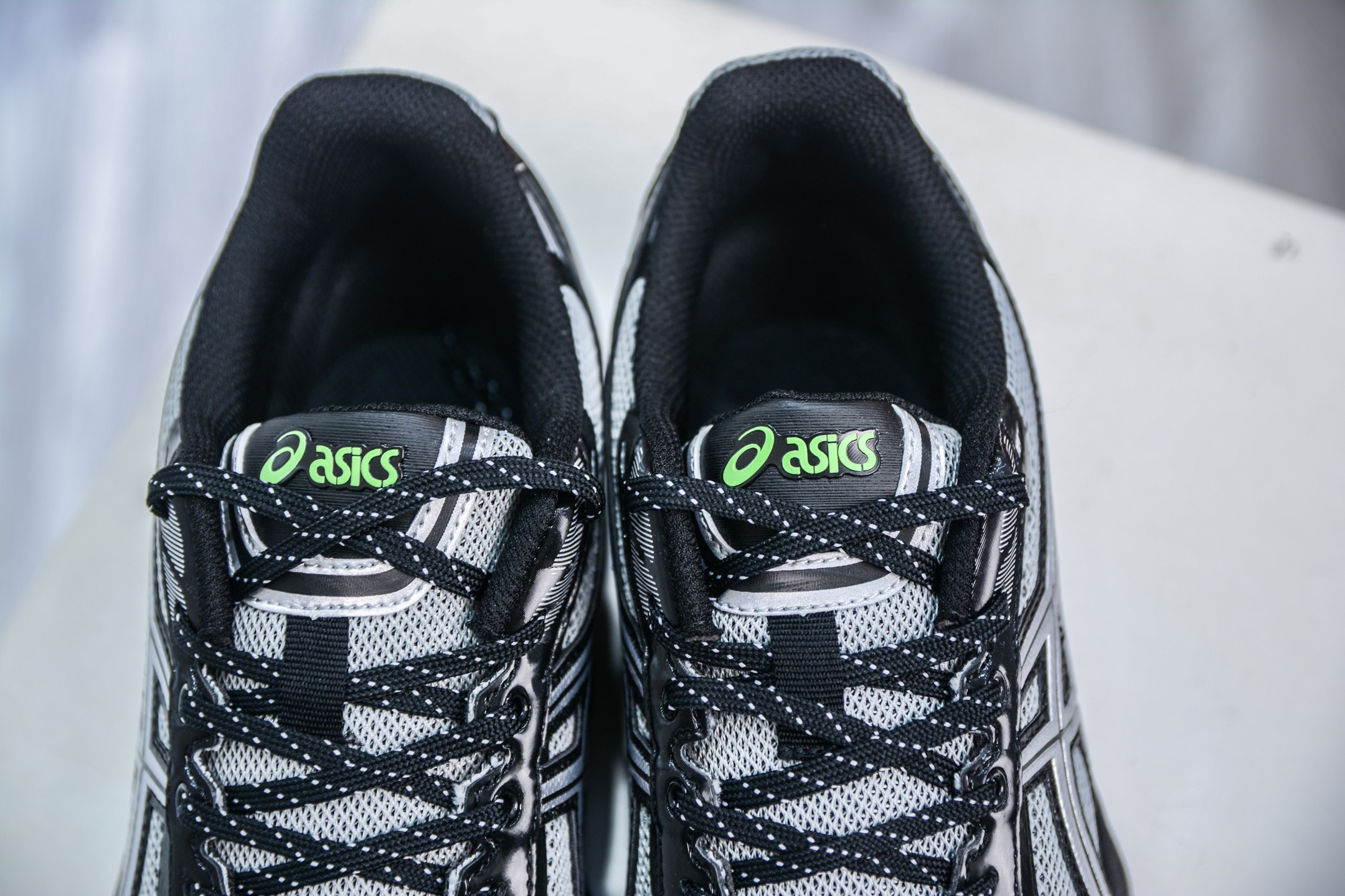 Asics Gel-Kinetic Fluent 亚瑟士运动休闲透气专业跑鞋 1203A799-021
