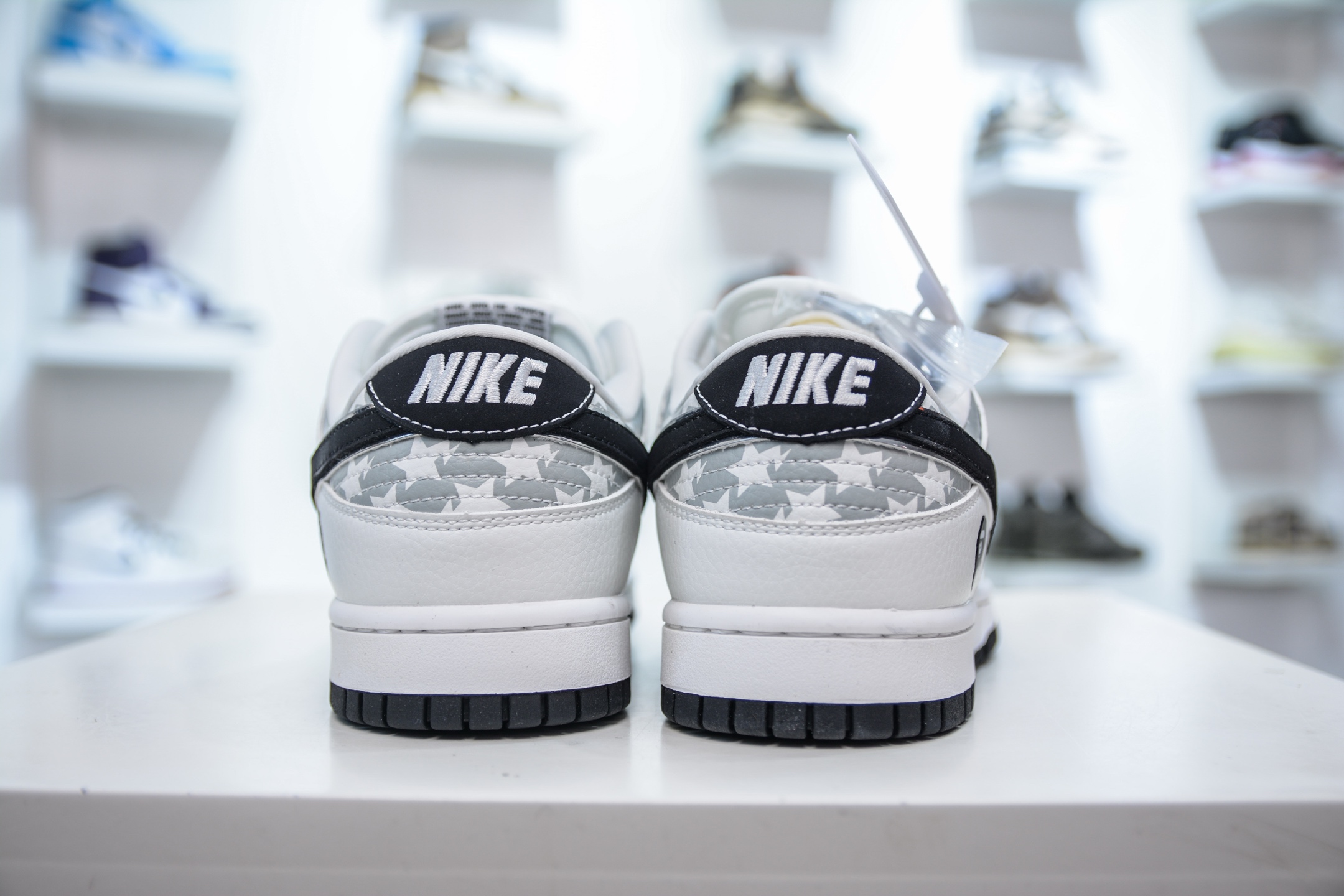 Nike SB Dunk Low x BAPE 猿人头联名-五角星黑勾 CS1688-104