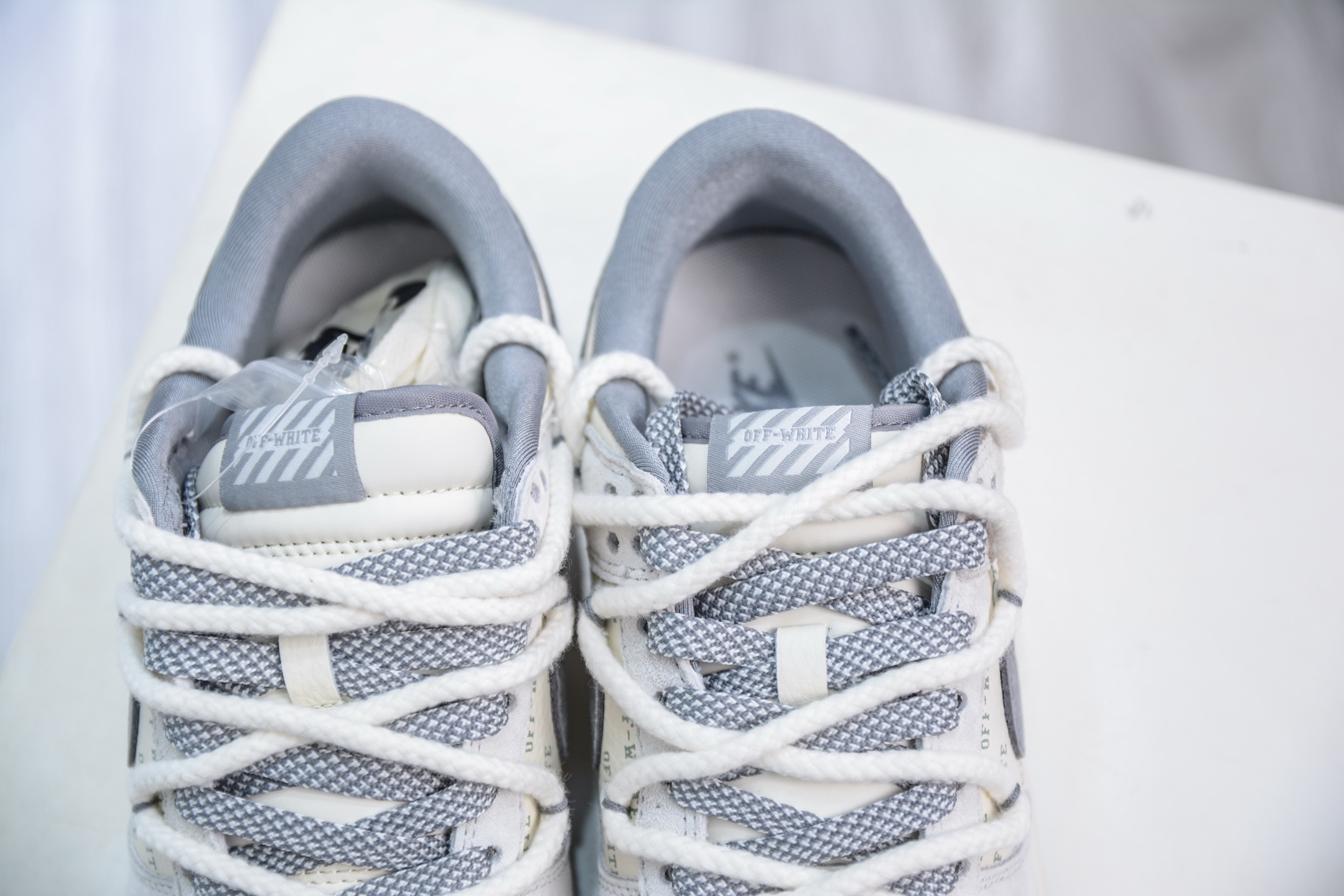 Nike SB Dunk Low x Off-White OW联名-白灰绑带字幕灰勾 YX5066-223