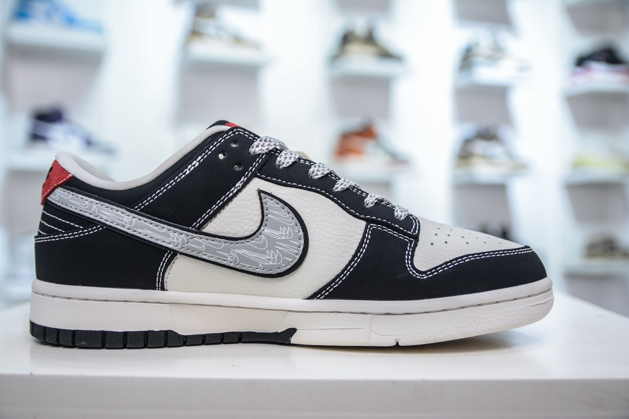 Nike SB Dunk Low x The North Face 北面联名-素描灰勾 CS1688-105