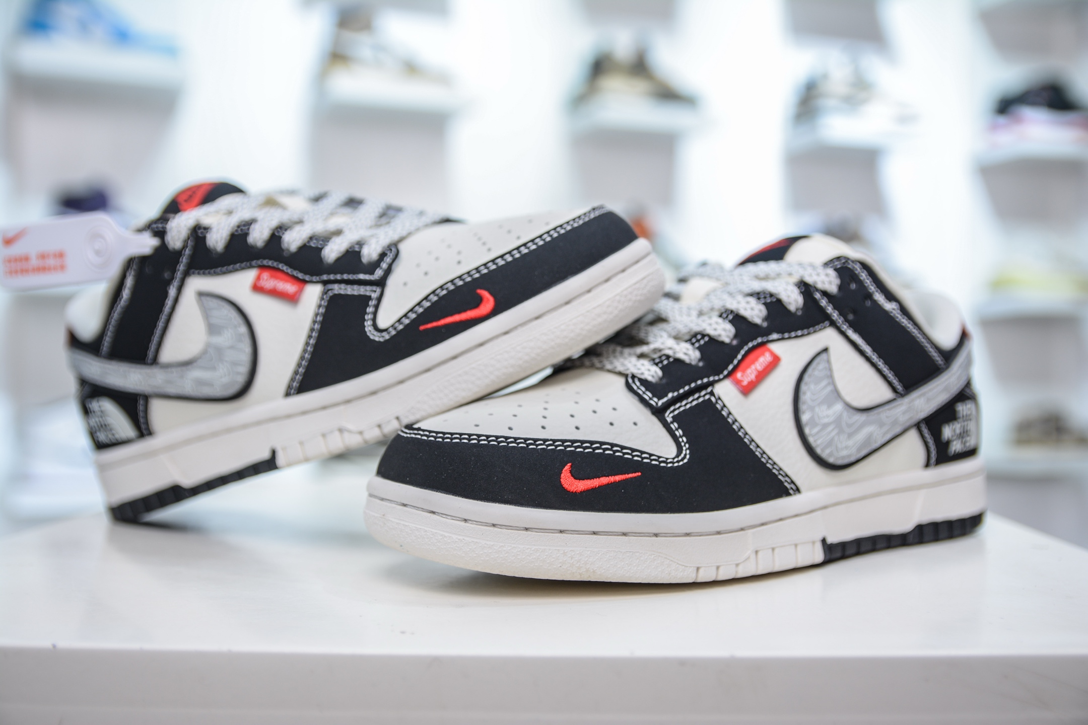 Nike SB Dunk Low x The North Face 北面联名-素描灰勾 CS1688-105