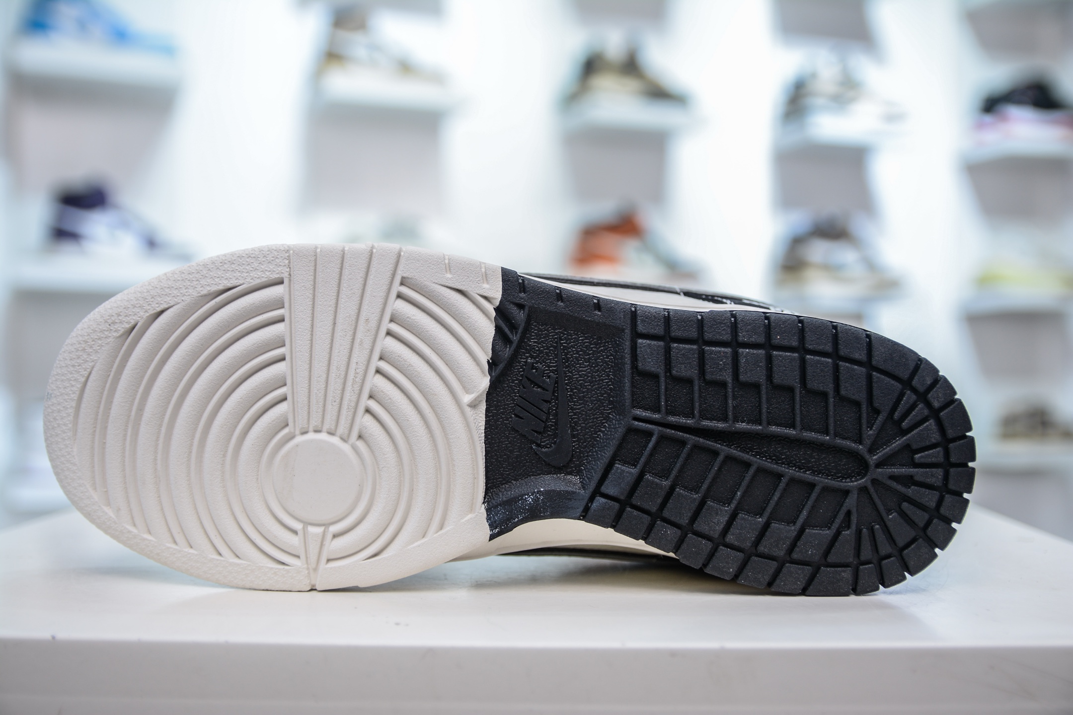 Nike SB Dunk Low x The North Face 北面联名-素描灰勾 CS1688-105