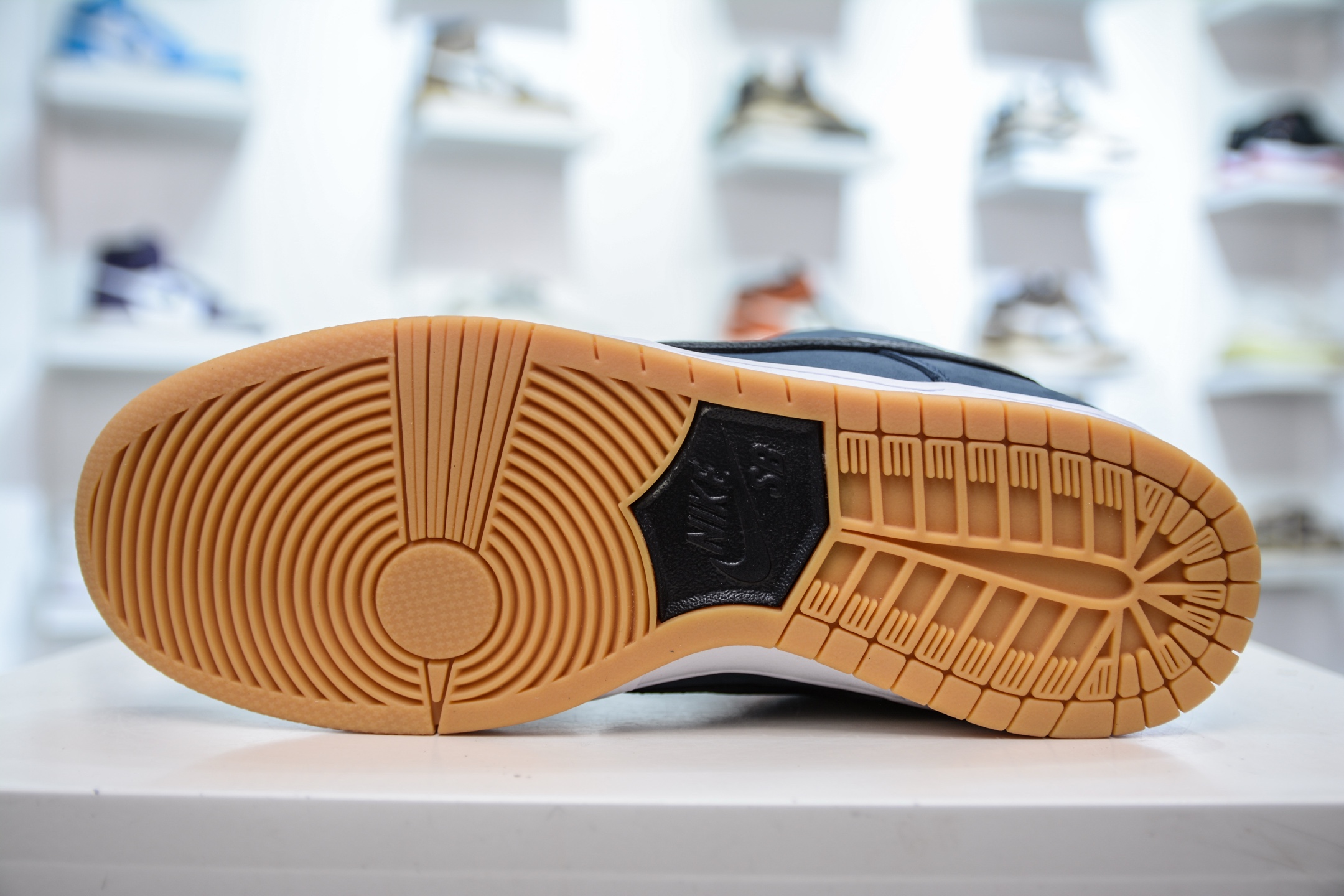AY版 Nike Dunk SB Low Pro Iso ”Navy Gum” 海军蓝 CW7463-401