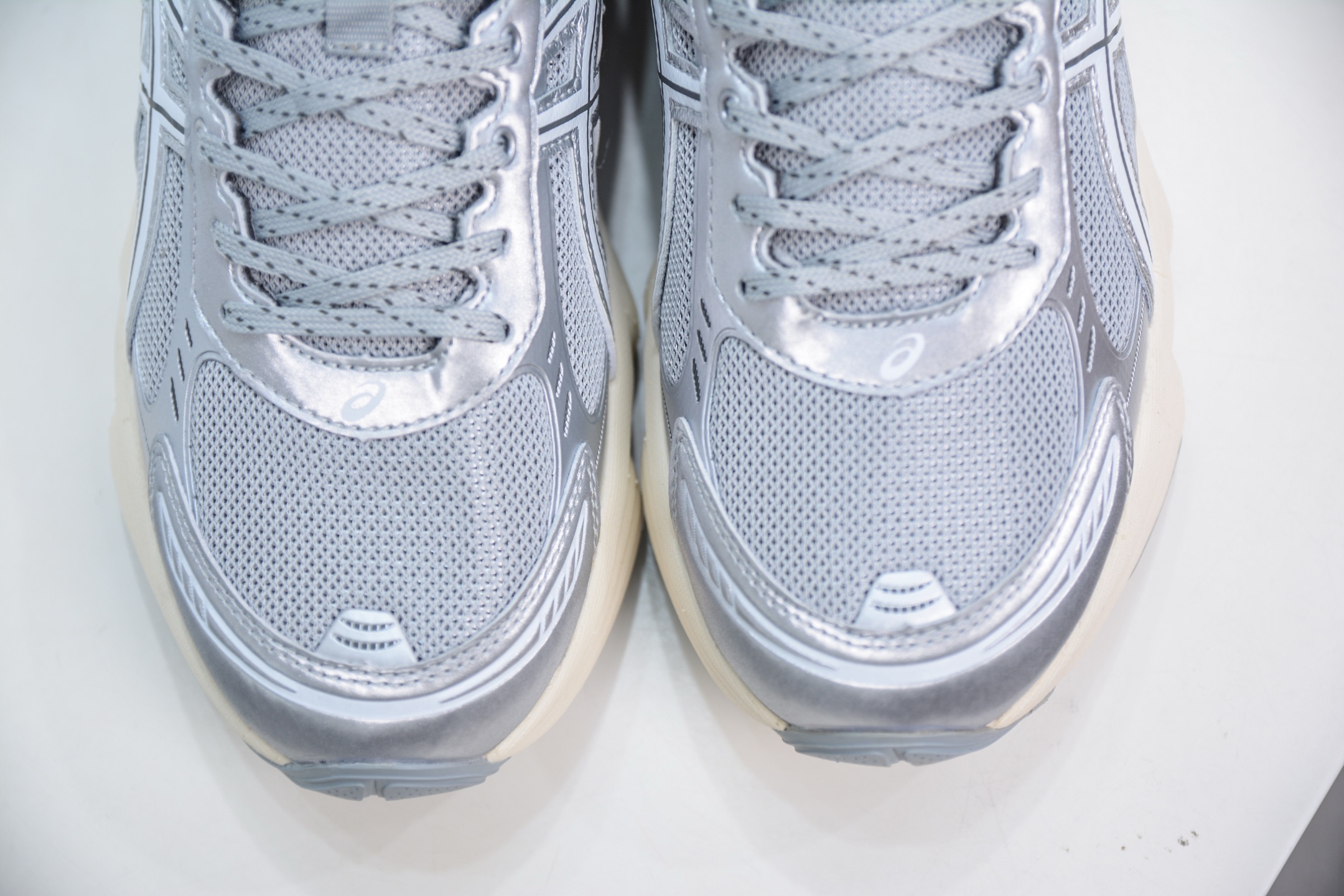 Asics Gel-Kinetic Fluent 亚瑟士运动休闲透气专业跑鞋 1203A591-021