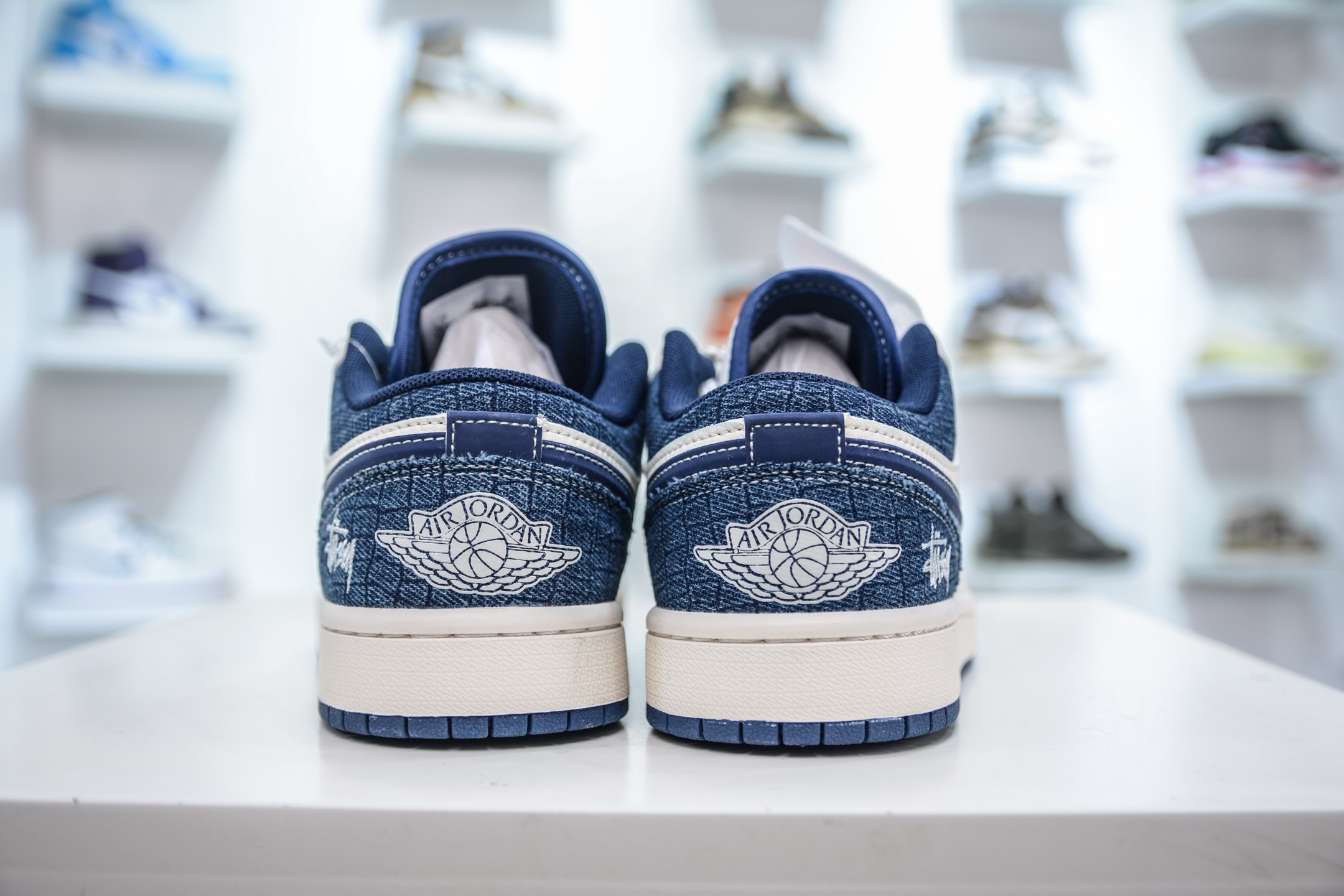 Air Jordan 1 Retro Low x Stussy 斯图西联名-白蓝牛仔立体勾 XS6086-562