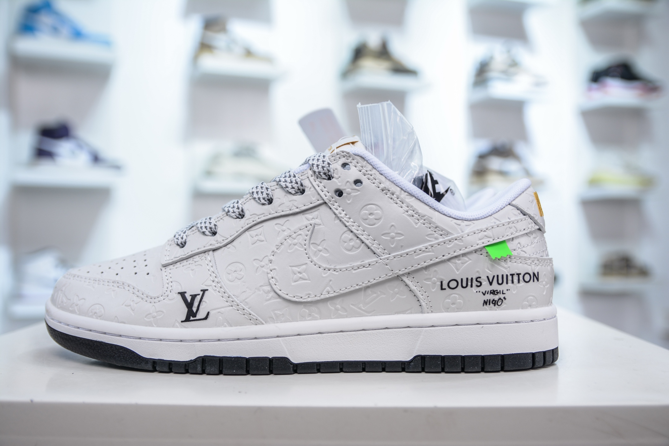 Nike SB Dunk Low x Louis Vuitton LV联名-黑白暗印花 XX3168-145