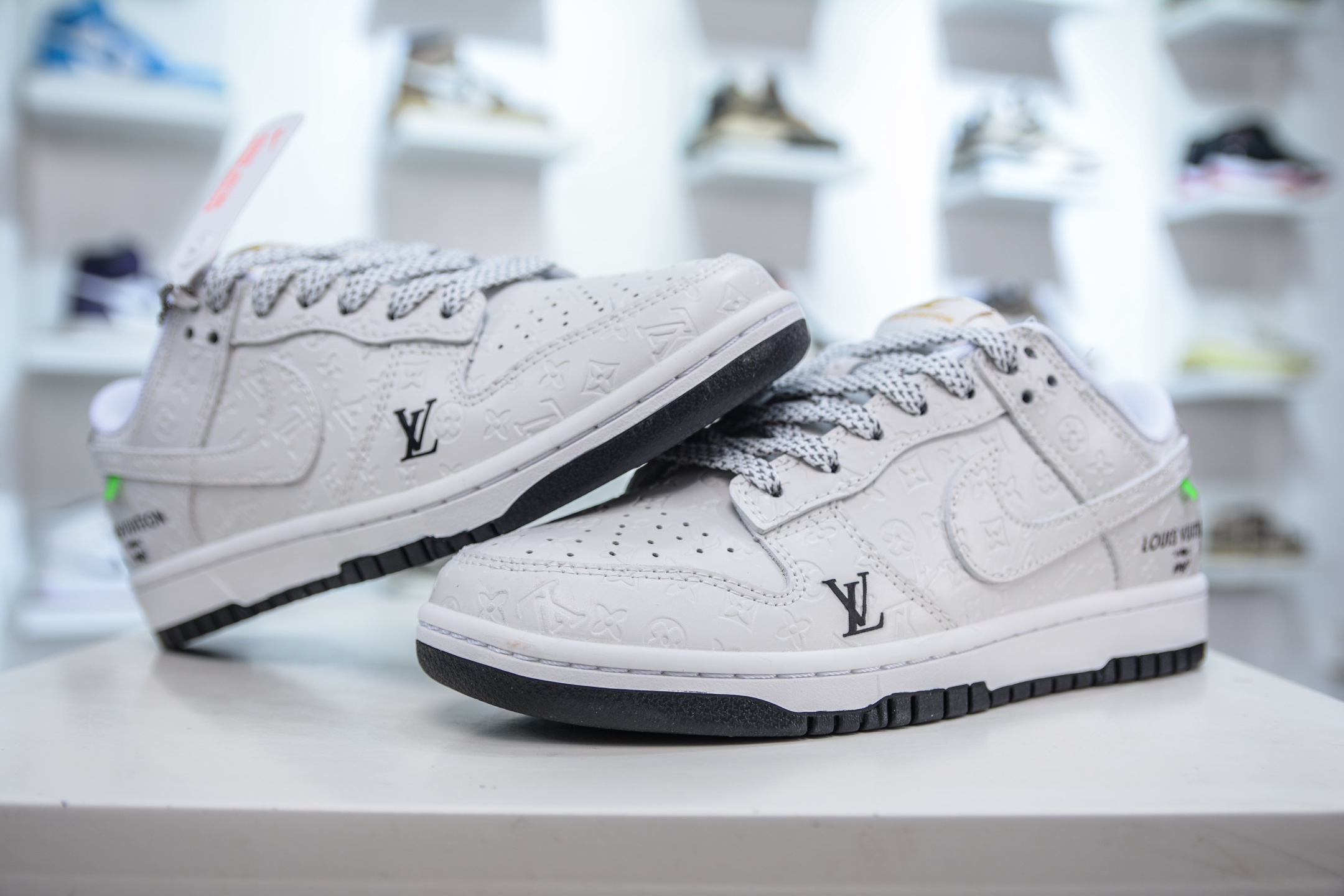 Nike SB Dunk Low x Louis Vuitton LV联名-黑白暗印花 XX3168-145