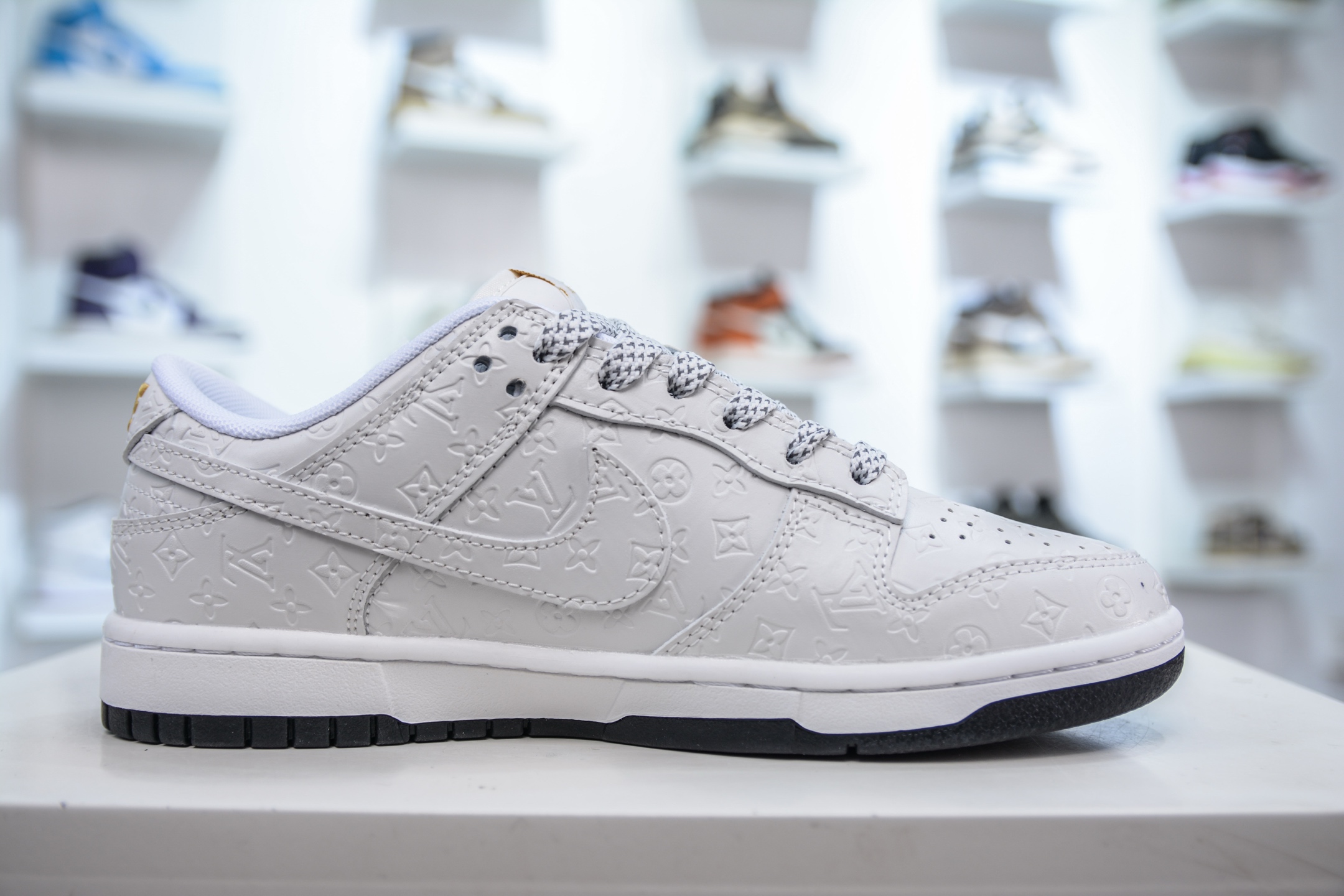 Nike SB Dunk Low x Louis Vuitton LV联名-黑白暗印花 XX3168-145