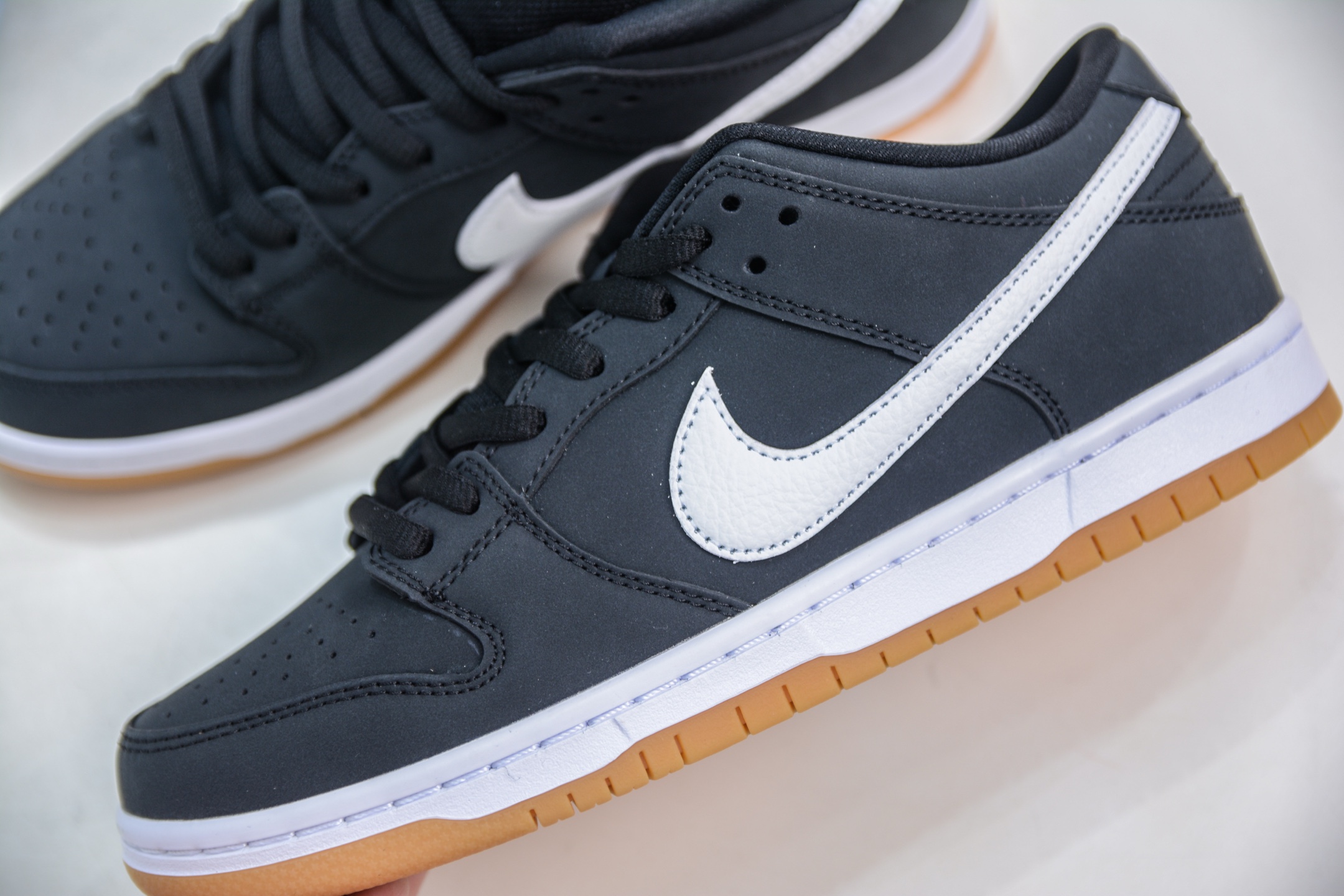 AY性价比 260 AY纯原 多版本供应 AY性价比 Nike Dunk SB Low 黑白生胶 CD2563-006