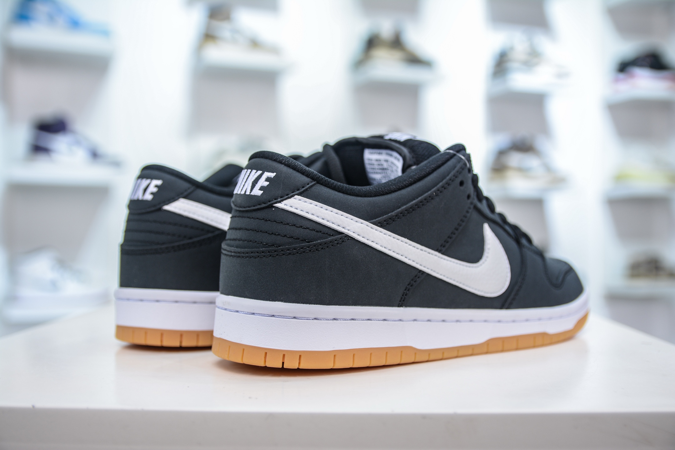 AY性价比 260 AY纯原 多版本供应 AY性价比 Nike Dunk SB Low 黑白生胶 CD2563-006