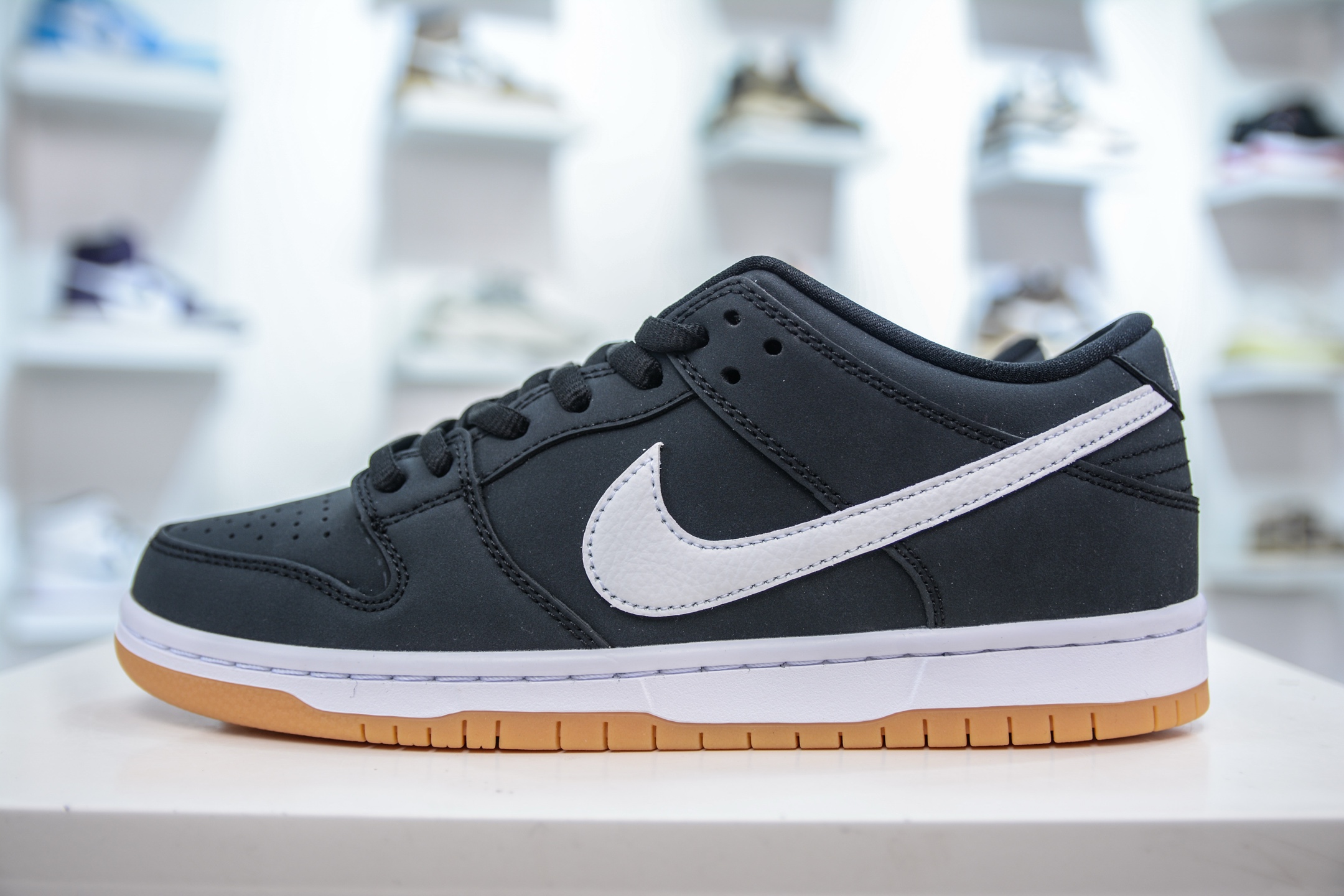 AY性价比 260 AY纯原 多版本供应 AY性价比 Nike Dunk SB Low 黑白生胶 CD2563-006