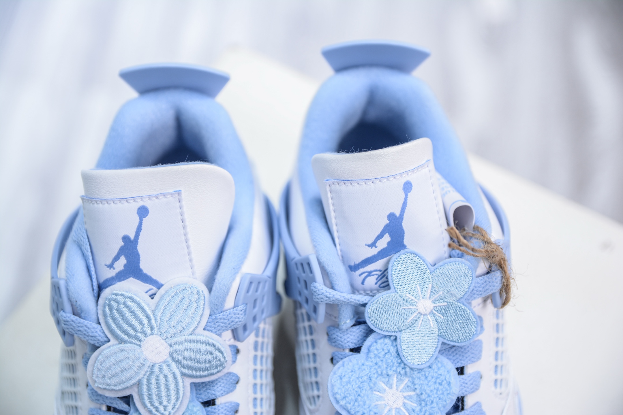 F版 Air Jordan 4 Retro ”Aluminum” 母亲节 白冰蓝 HV0823-100