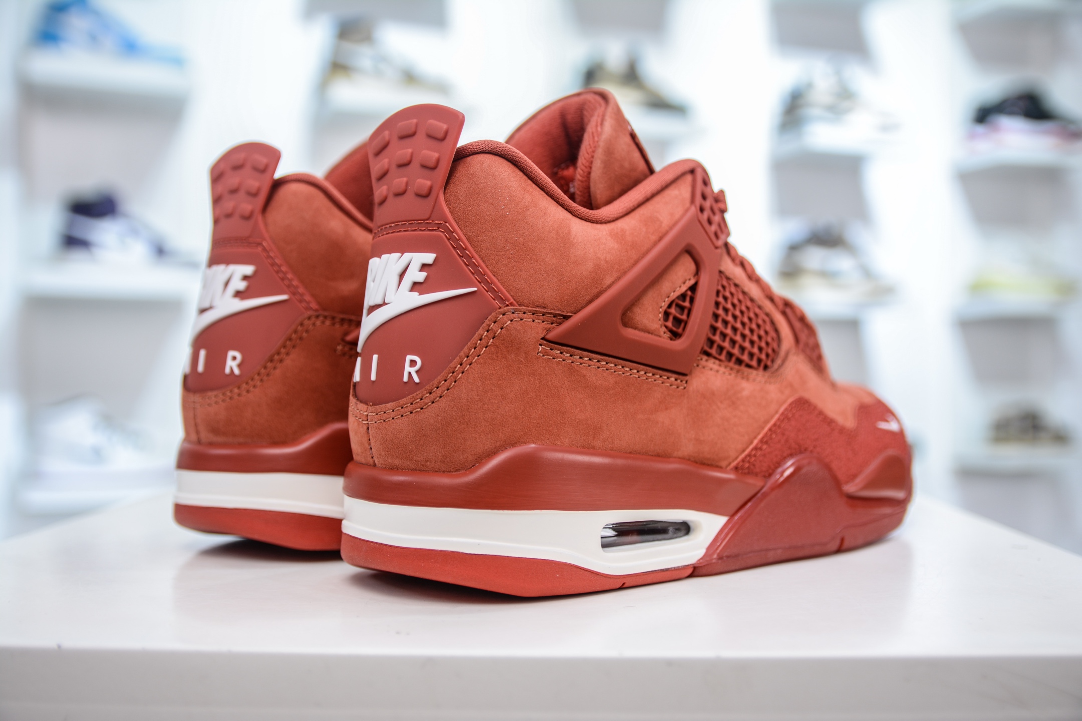 Nigel Sylvester x Air Jordan AJ4 “Brick by Brick” 联名红砖 HF4340-800