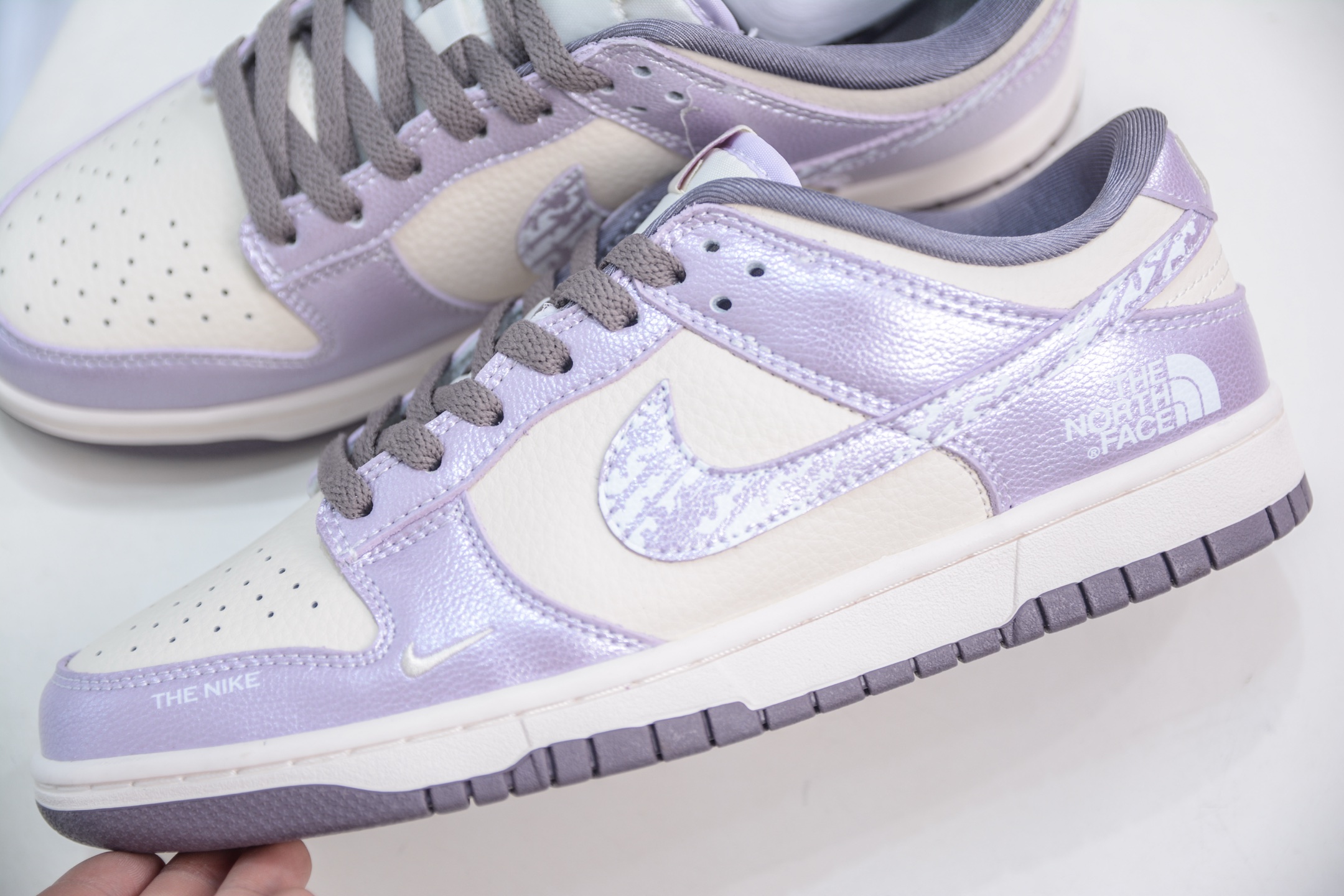 Nike SB Dunk Low x The North Face 北面联名-白紫亮面 KK1333-039