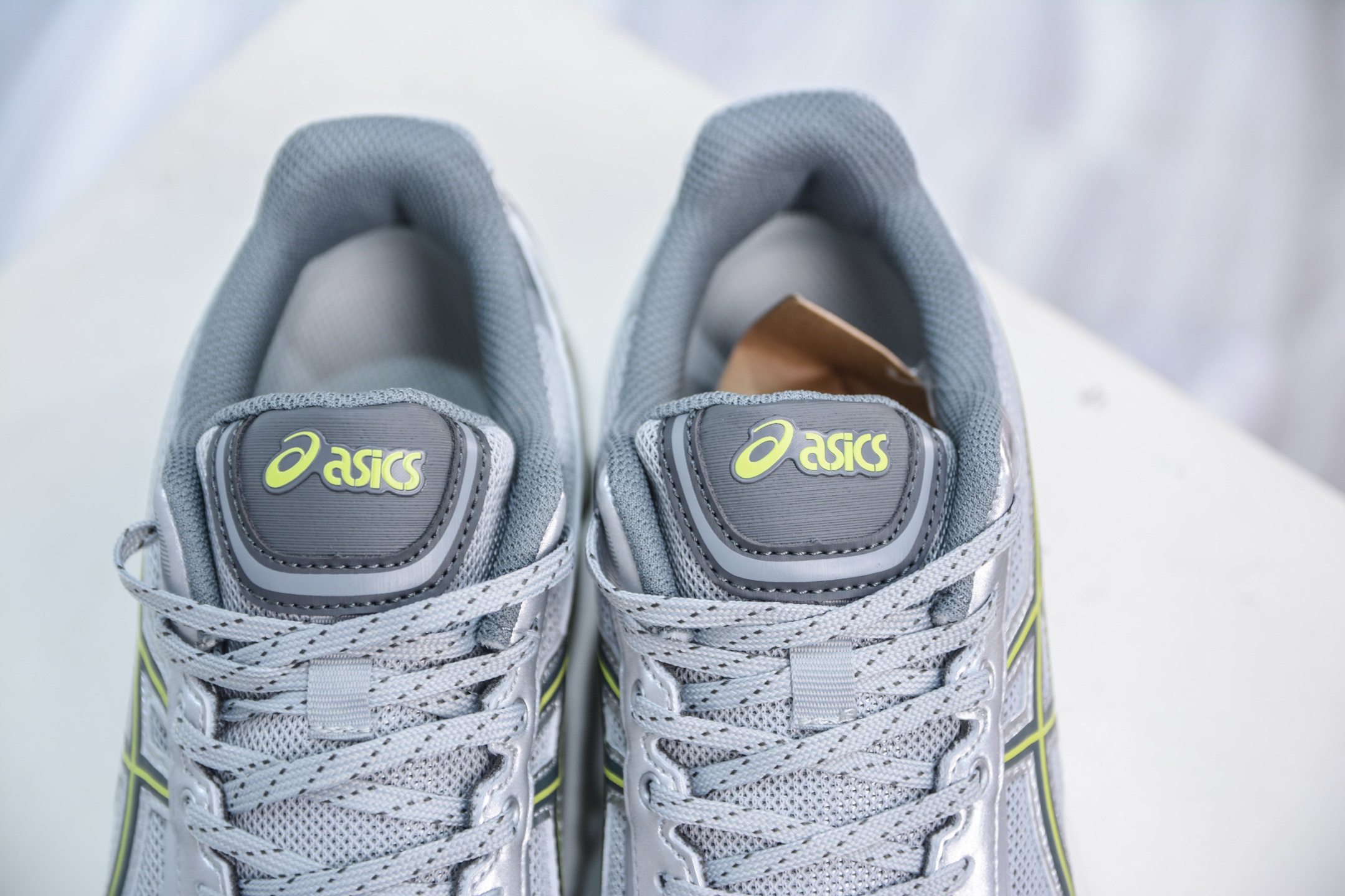 Asics Gel-Kinetic Fluent 亚瑟士运动休闲透气专业跑鞋 1203A591-020