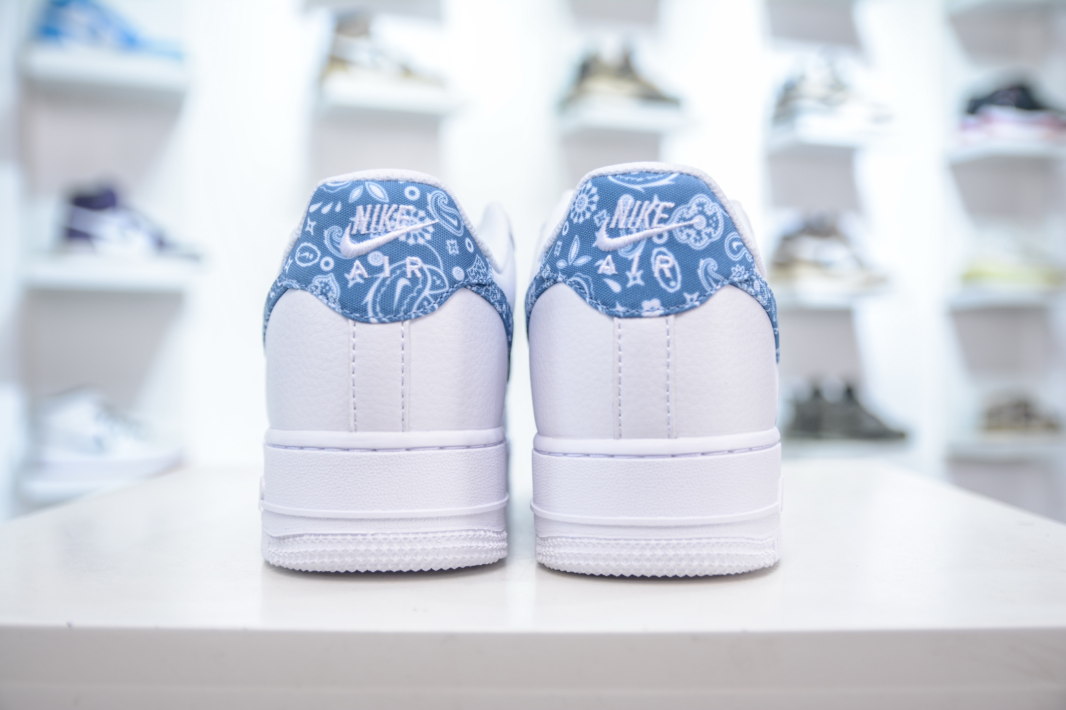 PB版 Nike Air Force 1 Low ”Paisley Swoosh”白蓝腰果花 空军一号低帮百搭休闲运动板鞋 DH4406-100