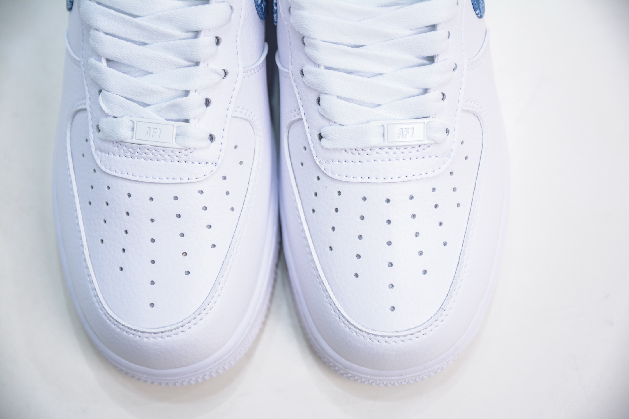 PB版 Nike Air Force 1 Low ”Paisley Swoosh”白蓝腰果花 空军一号低帮百搭休闲运动板鞋 DH4406-100