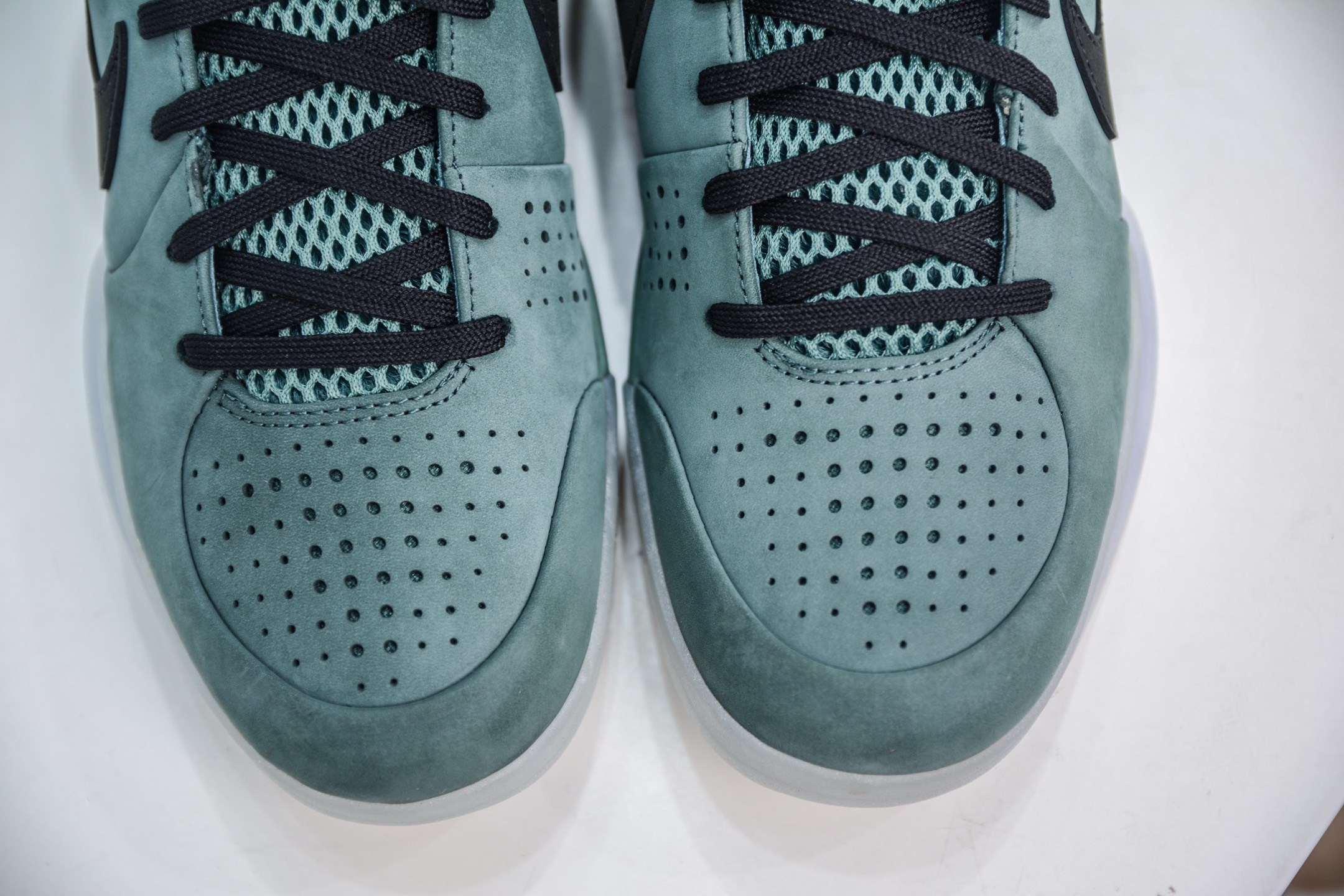 TOP纯原 NK Zoom Kobe 4 科比四代 电镀银绿色 Zoom Turbo气垫后掌EVA缓震 实战配置直接拉满 FQ3545-300