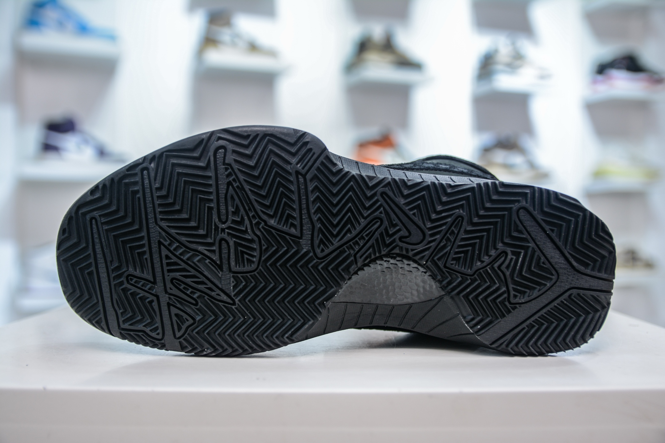 TOP纯原NK Zoom Kobe 4 ”Black Mamba” 科比四代 黑曼巴 Zoom Turbo气垫后掌EVA缓震 FQ3544-001