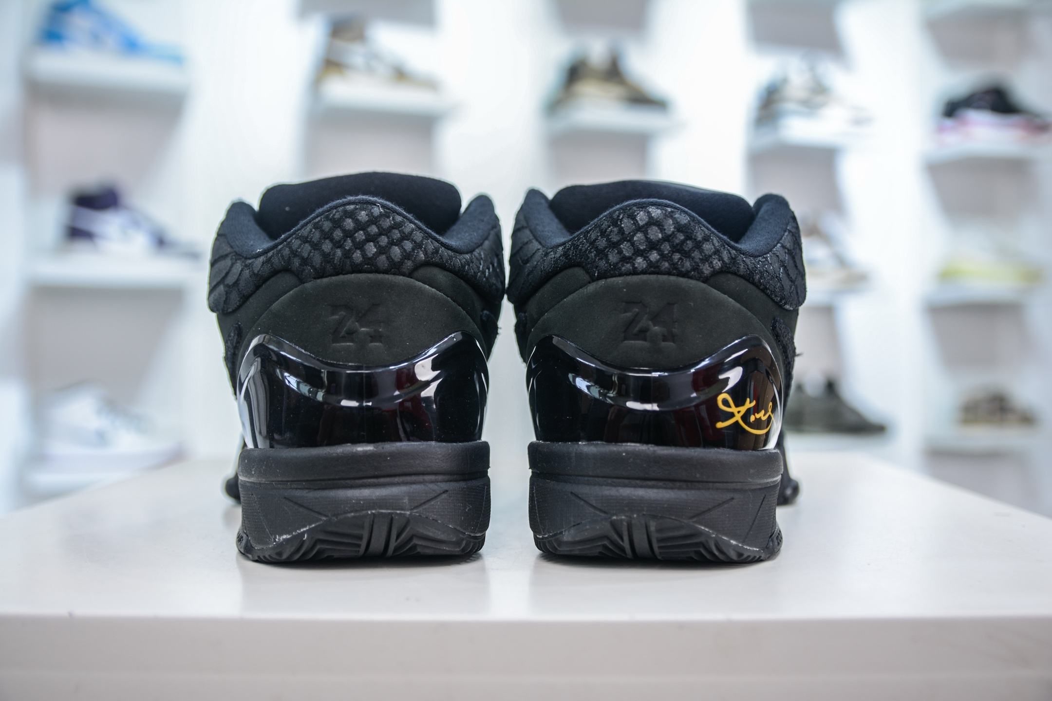 TOP纯原NK Zoom Kobe 4 ”Black Mamba” 科比四代 黑曼巴 Zoom Turbo气垫后掌EVA缓震 FQ3544-001