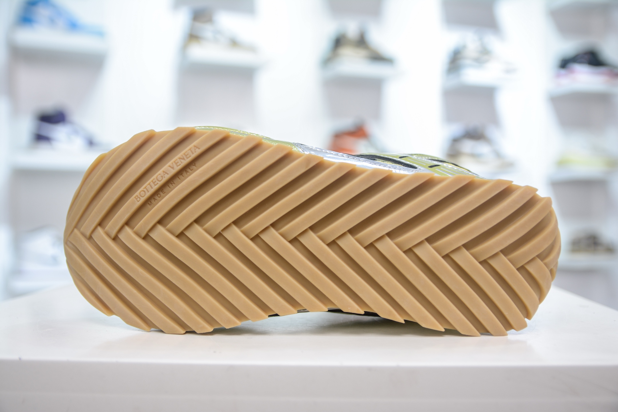 M版纯原 BOTTEGA VENETA Orbit Runner BV葆蝶家时尚休闲王一博同款老爹鞋运动鞋