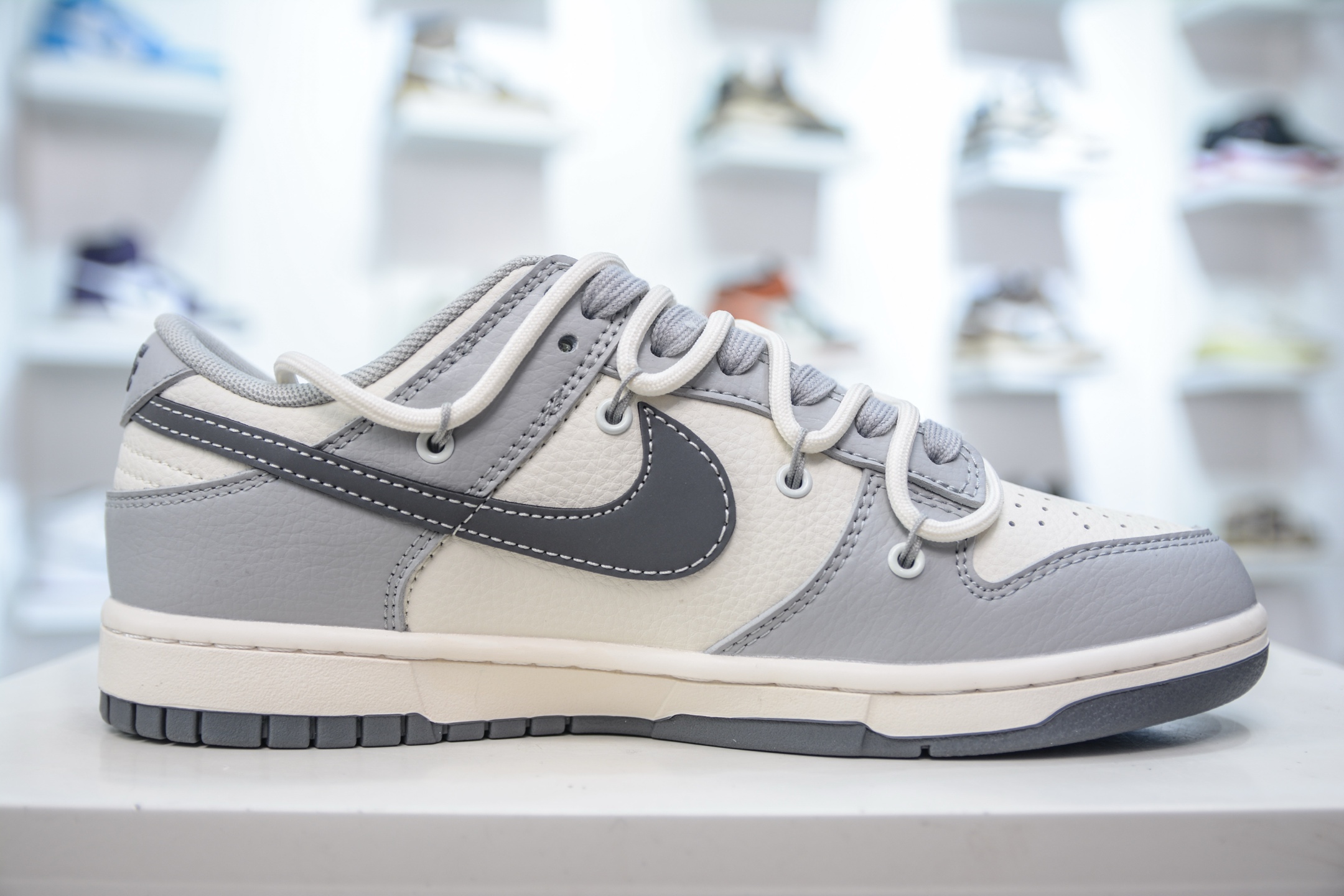 Nike SB Dunk Low x OFF-WHITE OW联名-白灰绑带 DM6868-078