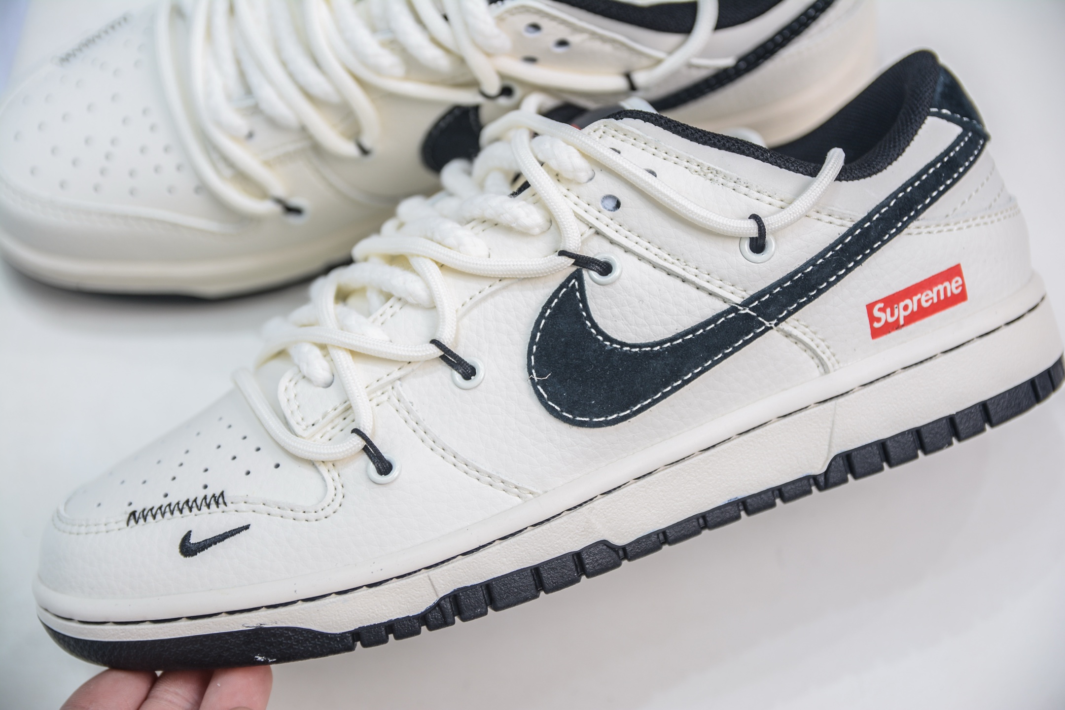 Nike SB Dunk Low x Supreme SUP联名-白黑绑带 YX5066-282