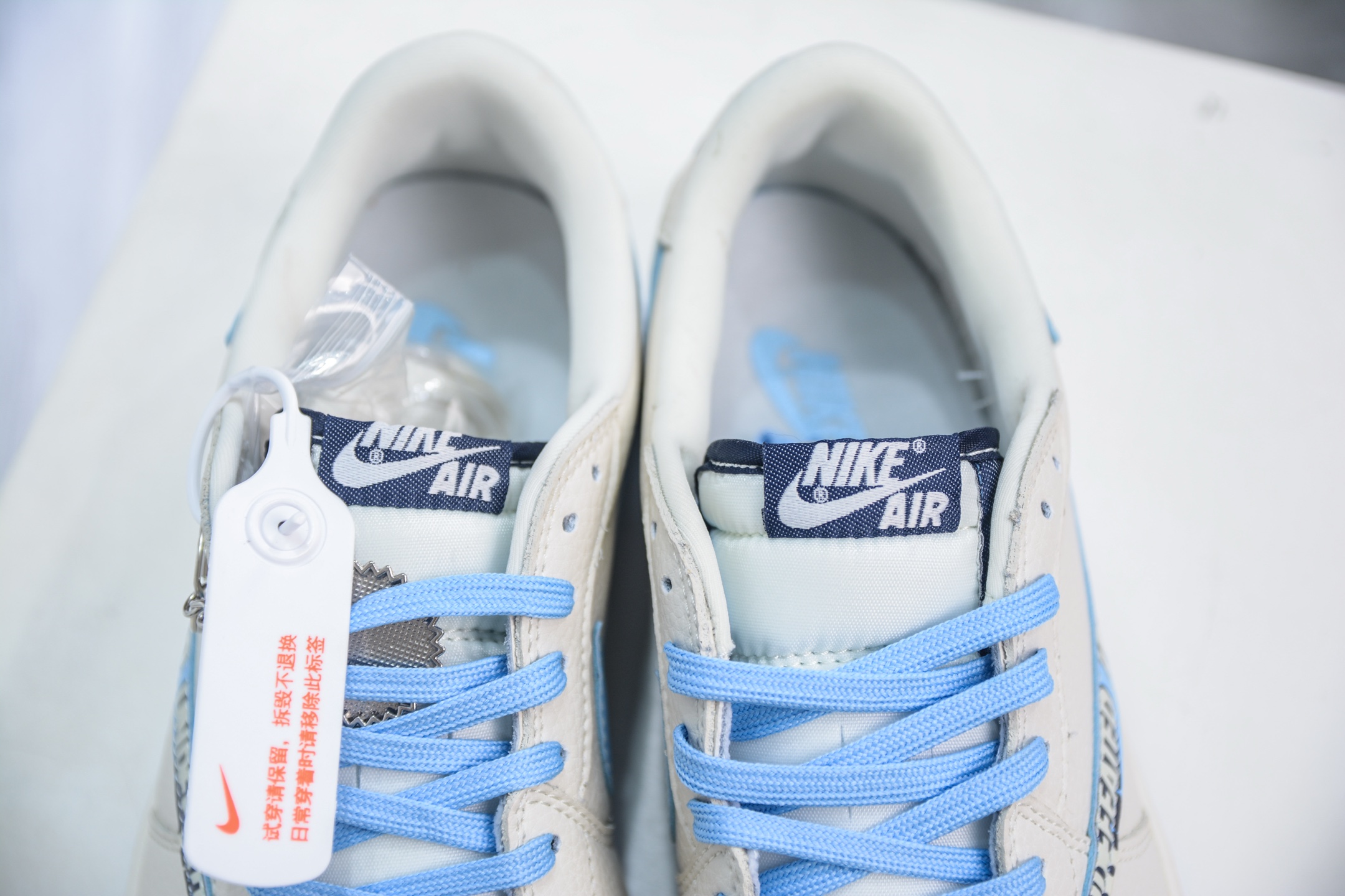 TS x Air Jordan x Undefeated AJ1 Low 倒钩低帮联名UND-米蓝英文勾 LD2025-013