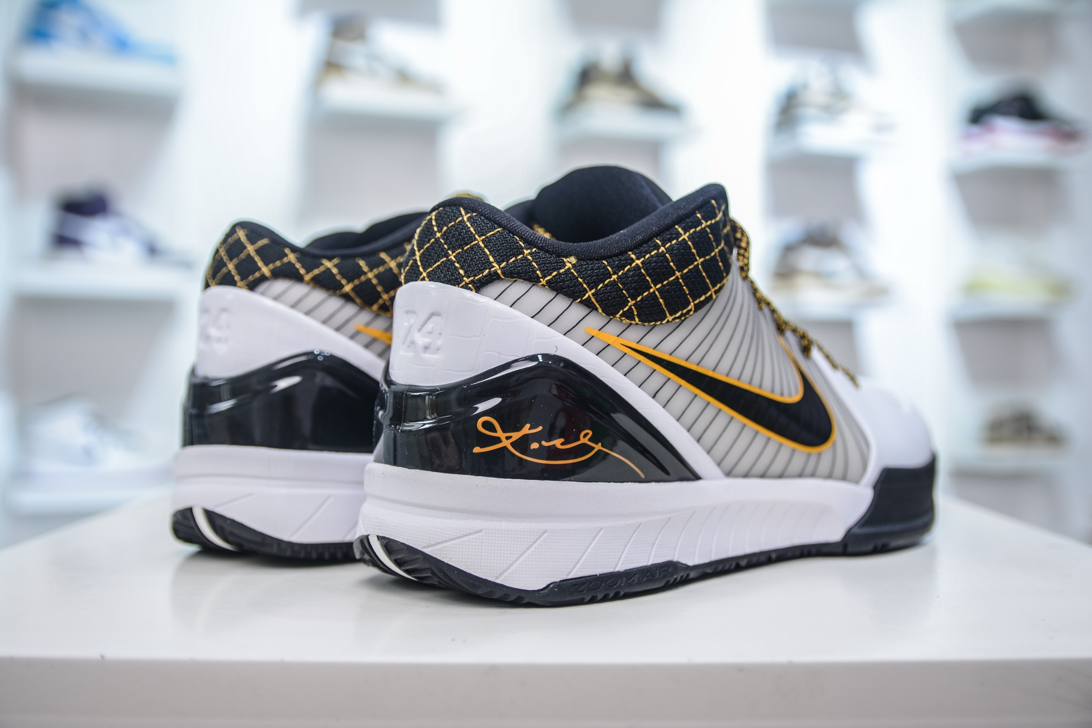 TOP纯原NK Zoom Kobe 4 Protro 科比四代 季后赛 原厂高压 Zoom Turbo气垫后掌EVA缓震 AV6339-101