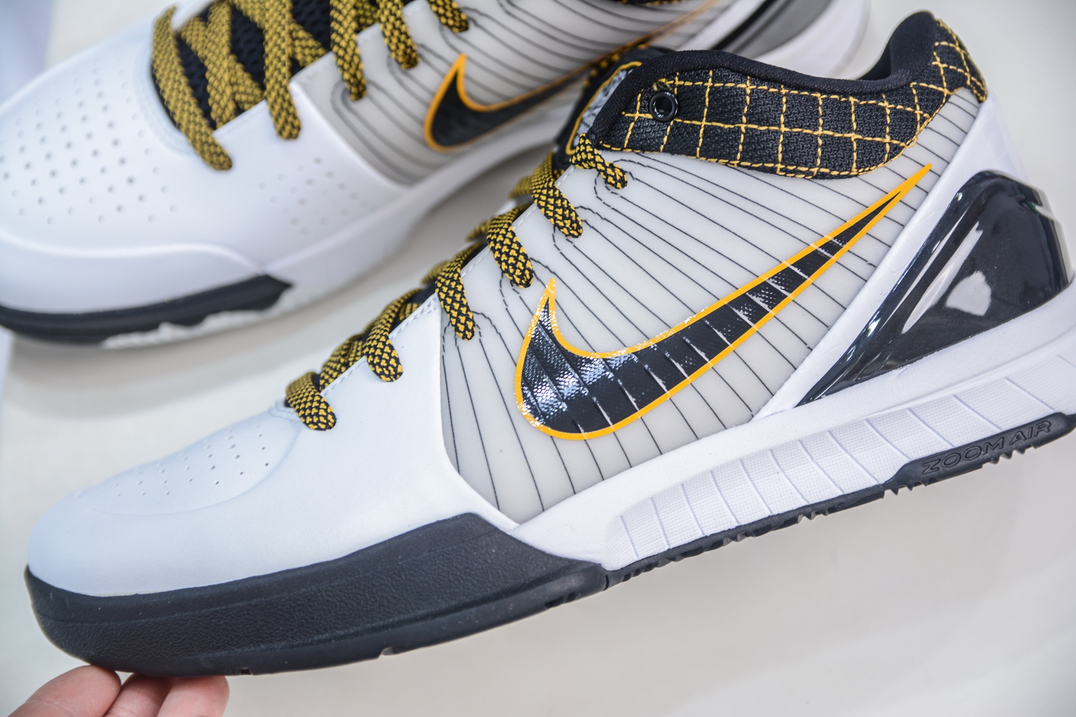 TOP纯原NK Zoom Kobe 4 Protro 科比四代 季后赛 原厂高压 Zoom Turbo气垫后掌EVA缓震 AV6339-101
