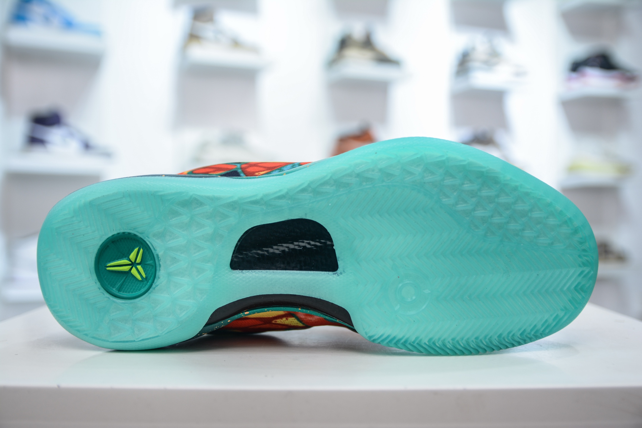 TOP纯原 NK Kobe 8 What The Kobe (WTK) 科比八代 橙蓝拼色鸳鸯 HM9621-900