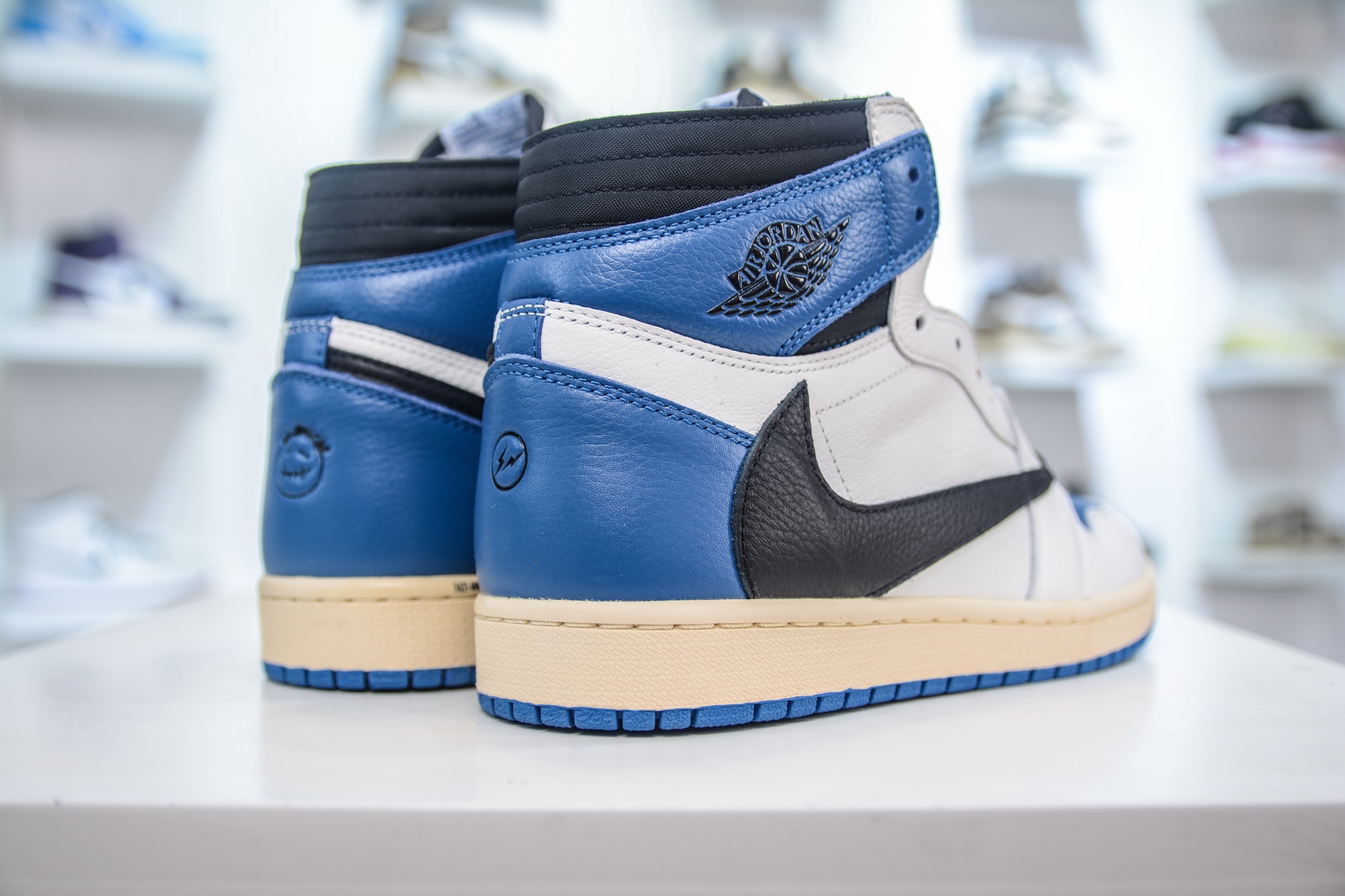 FK纯原 Travis Scott x Fragment x Air Jordan AJ1 High SP ”Military Blue” 闪电倒钩高帮 DH3227-105