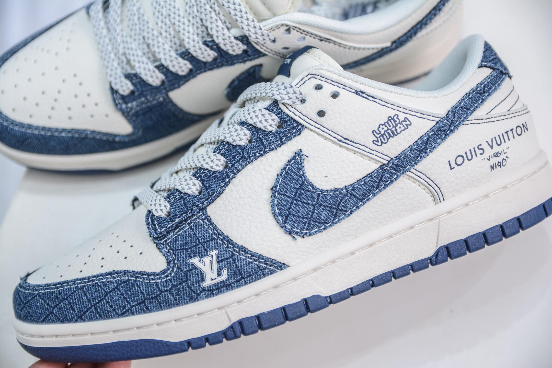 Nike SB Dunk Low x Louis Vuitton LV联名-白蓝牛仔布 FC1688-221