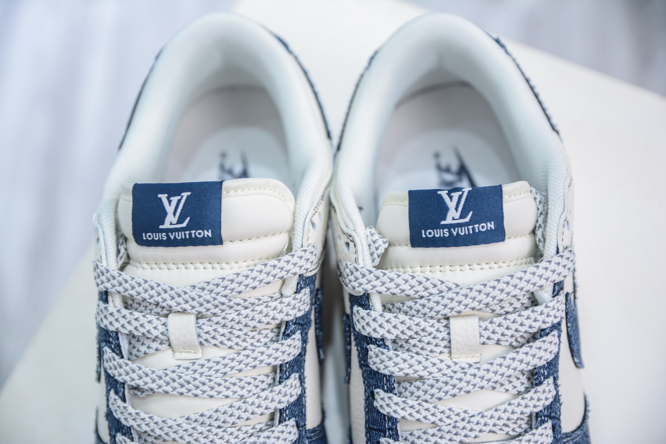 Nike SB Dunk Low x Louis Vuitton LV联名-白蓝牛仔布 FC1688-221