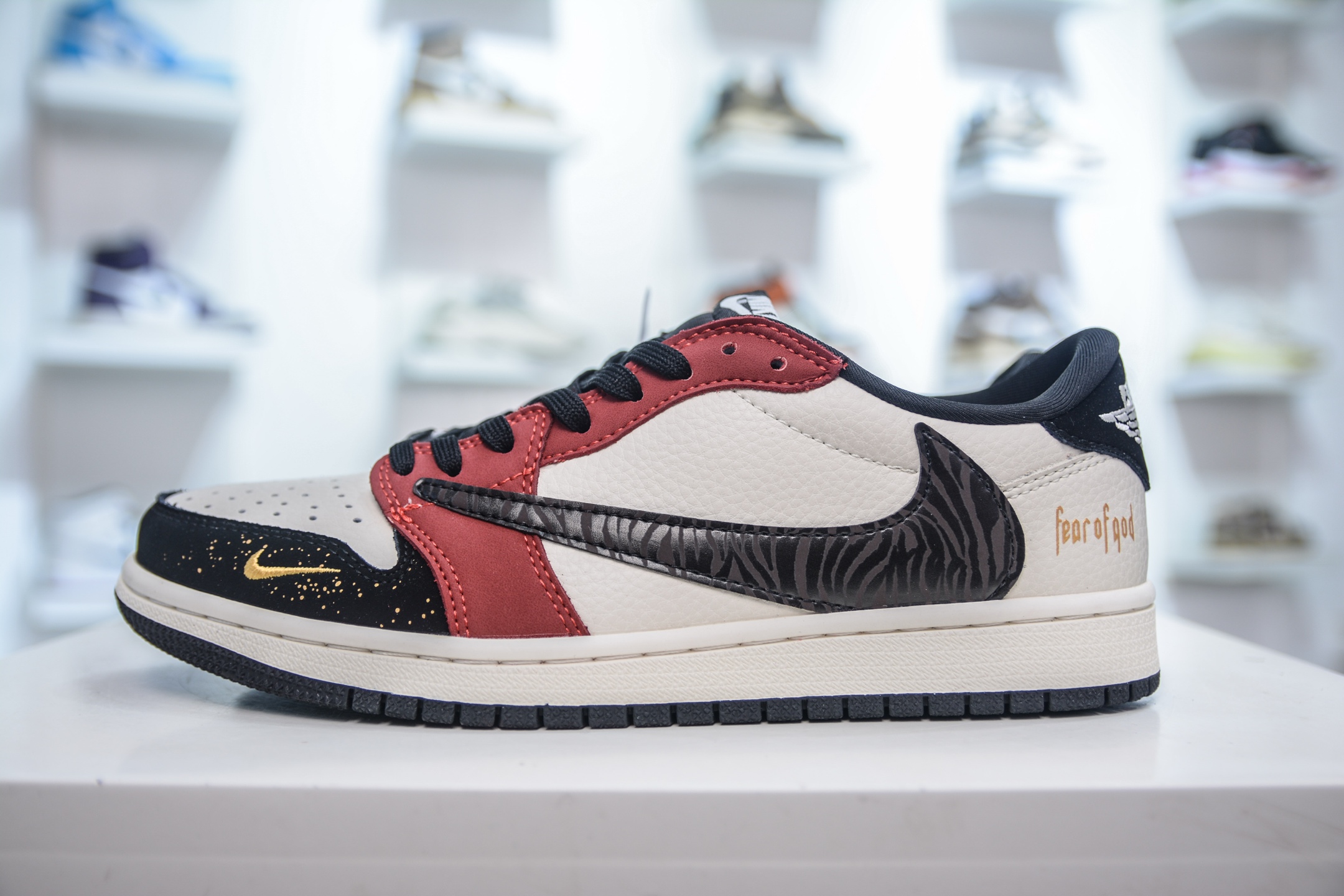 TS x Air Jordan x Fear Of God AJ1 Low 倒钩低帮联名FOG-白黑红 LD2025-012