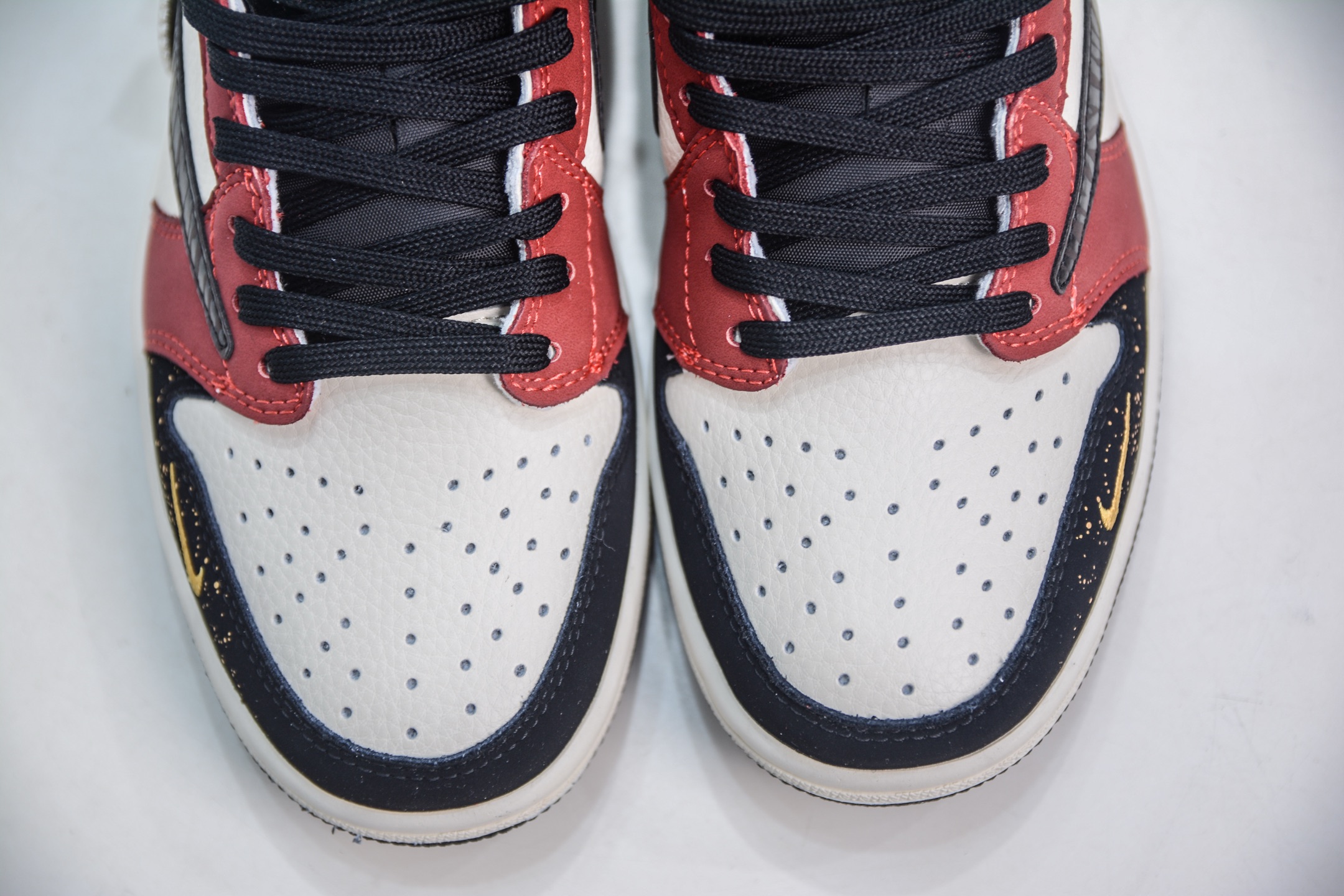 TS x Air Jordan x Fear Of God AJ1 Low 倒钩低帮联名FOG-白黑红 LD2025-012